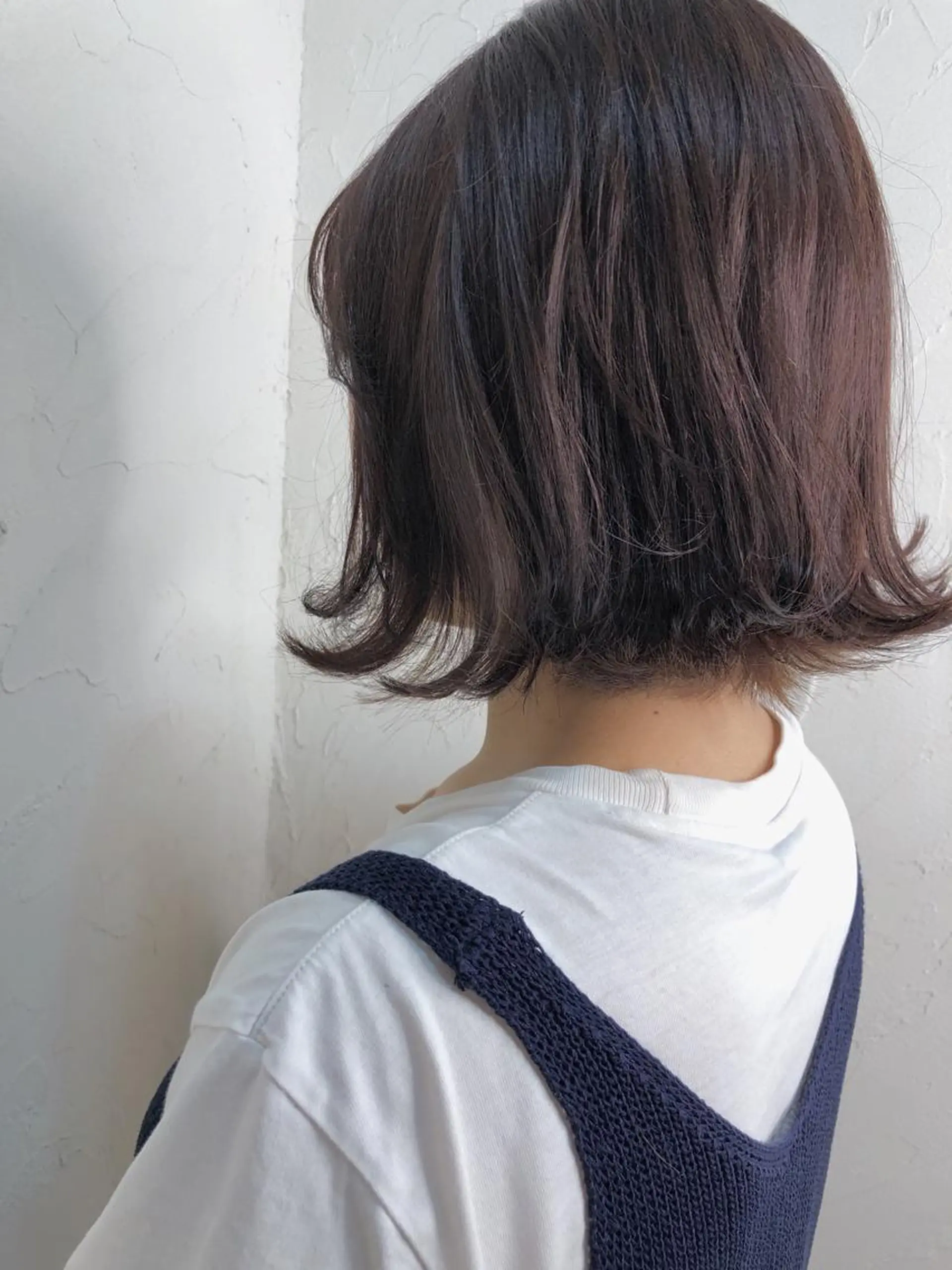 ショート カラー レッドカラー バイオレットカラー 久力琴音''透明感 カラー''アレンジのヘアスタイル