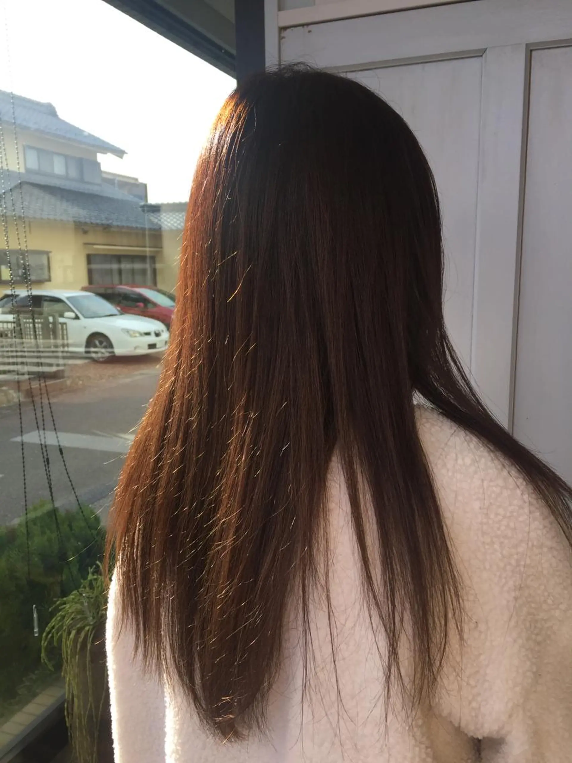 ロング カラー ツキダテ ユイのヘアスタイル