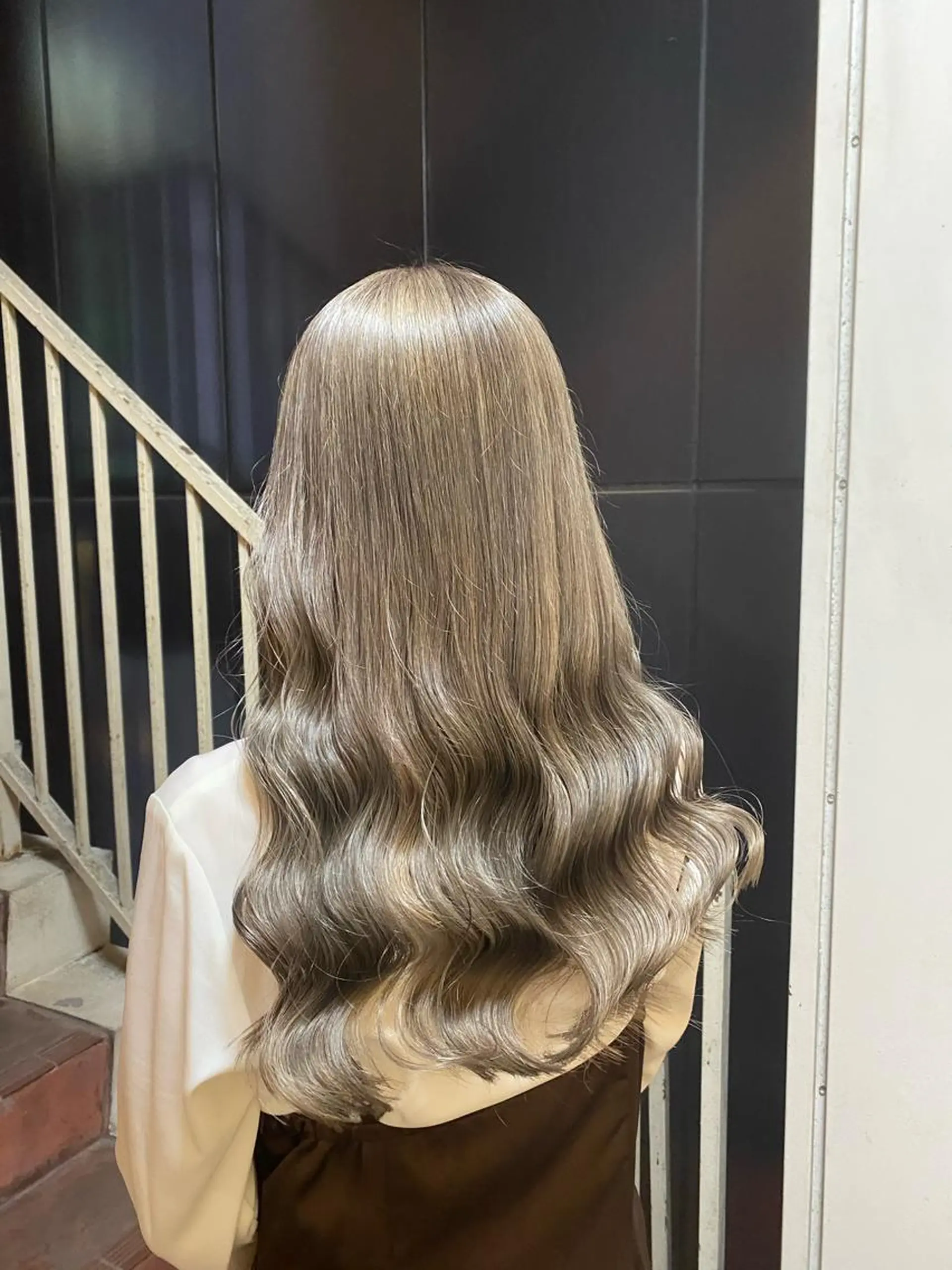 ロング カラー レイヤー×髪質改善 マネージャー安藤光司のヘアスタイル