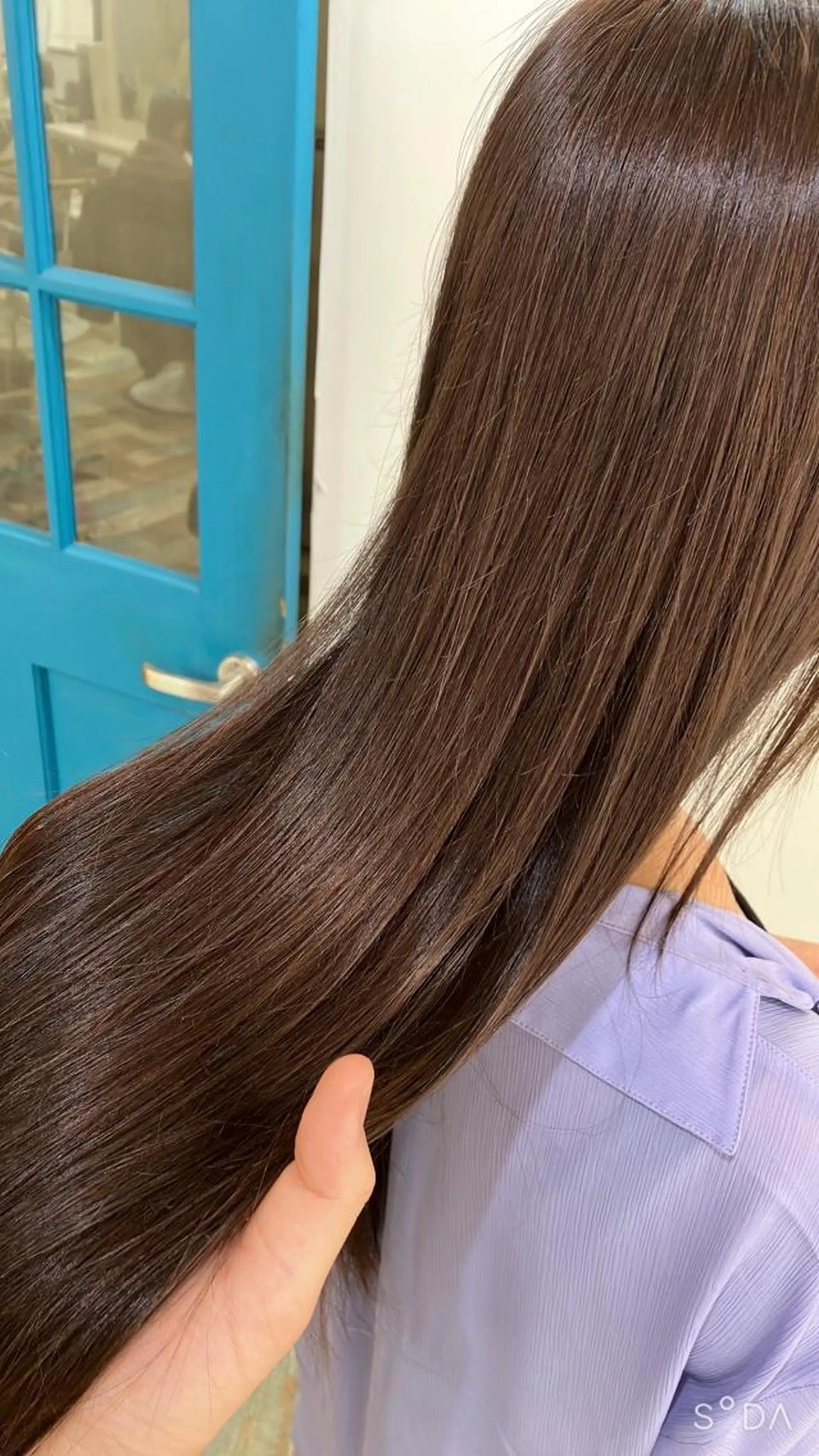 ロング カラー アッシュ ベージュカラー 透明感カラー トリートメント door white hideのヘアスタイル