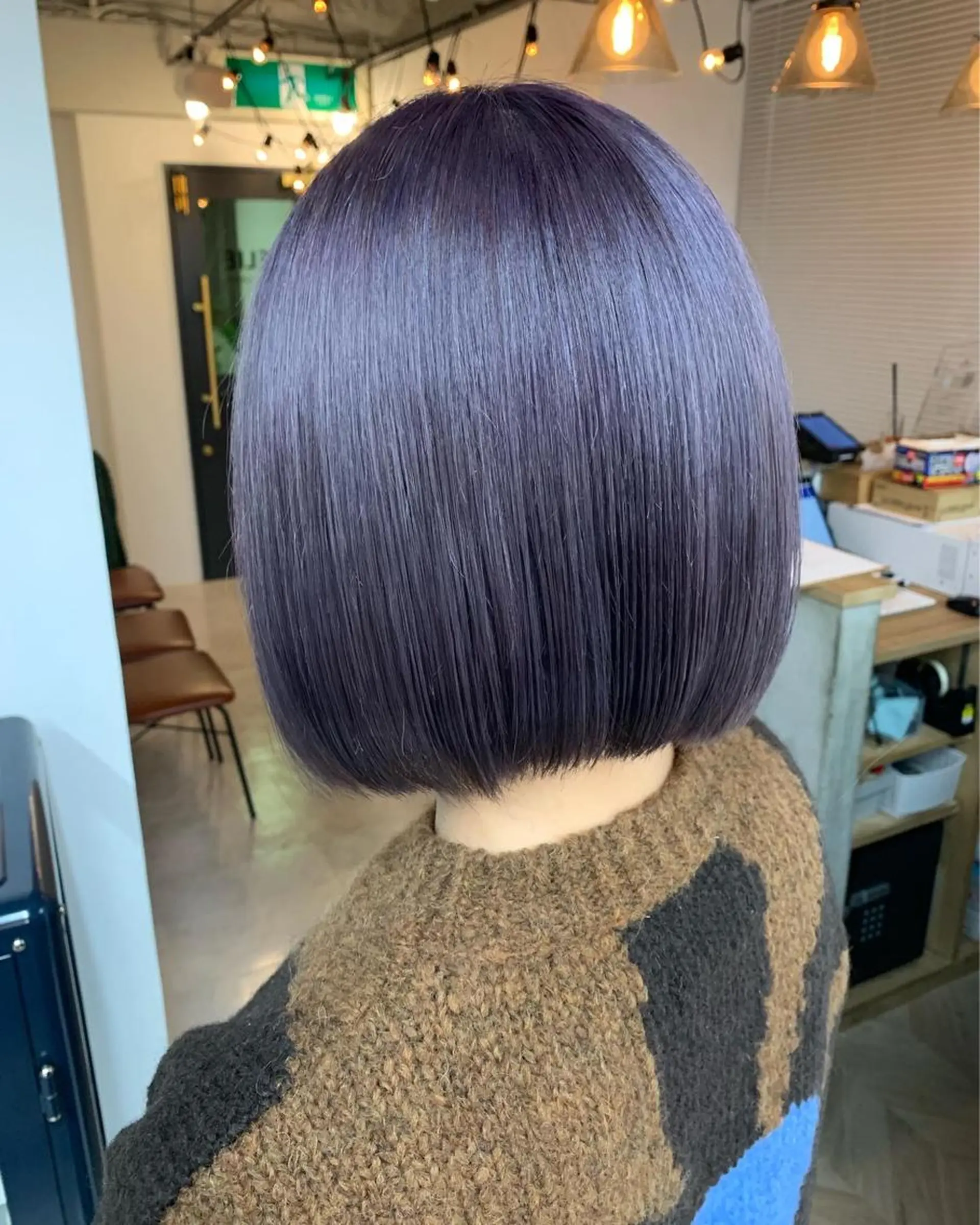 ショート カラー ブリーチ パープルカラー 🌸MAYU🌸 ハイトーン➕レイヤーのヘアスタイル
