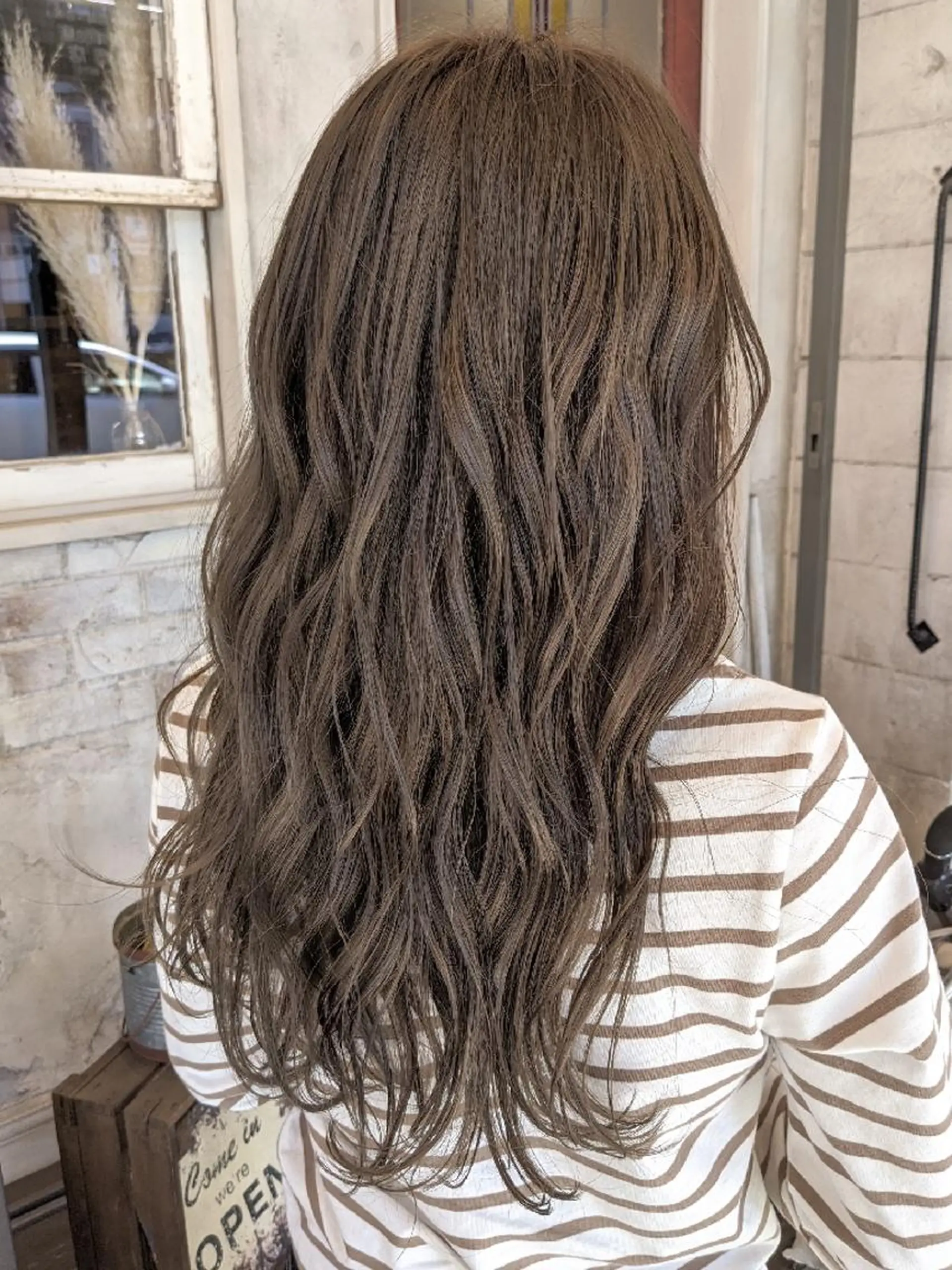 セミロング カラー ベージュカラー ミルクティーベージュ ヘアカラー hair  salon Zöld.所属・KAIBORI ASUKAのヘアスタイル