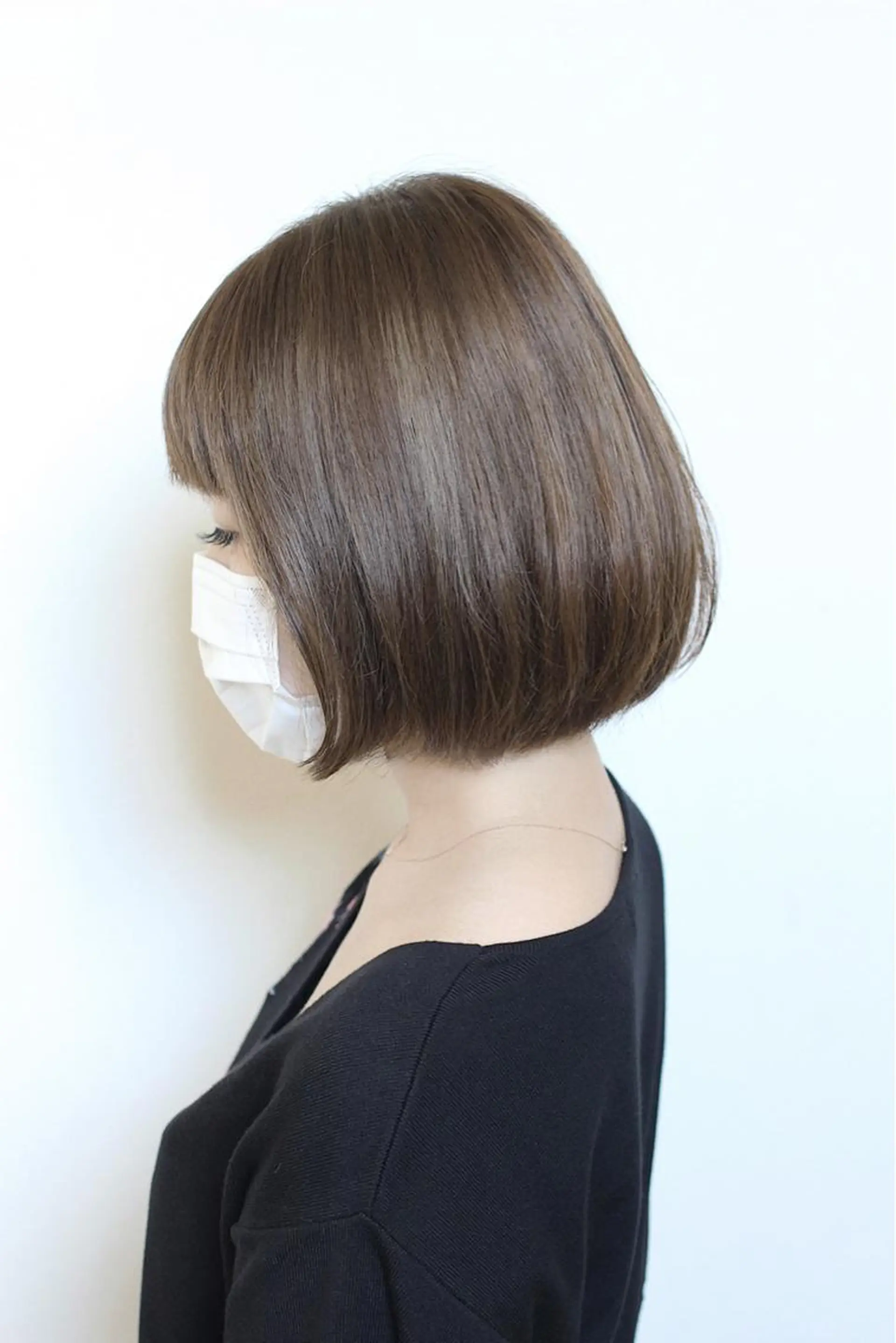 ショート カラー ベージュカラー ボブ 伸ばしかけ ヘアカラー 土居 正季のヘアスタイル