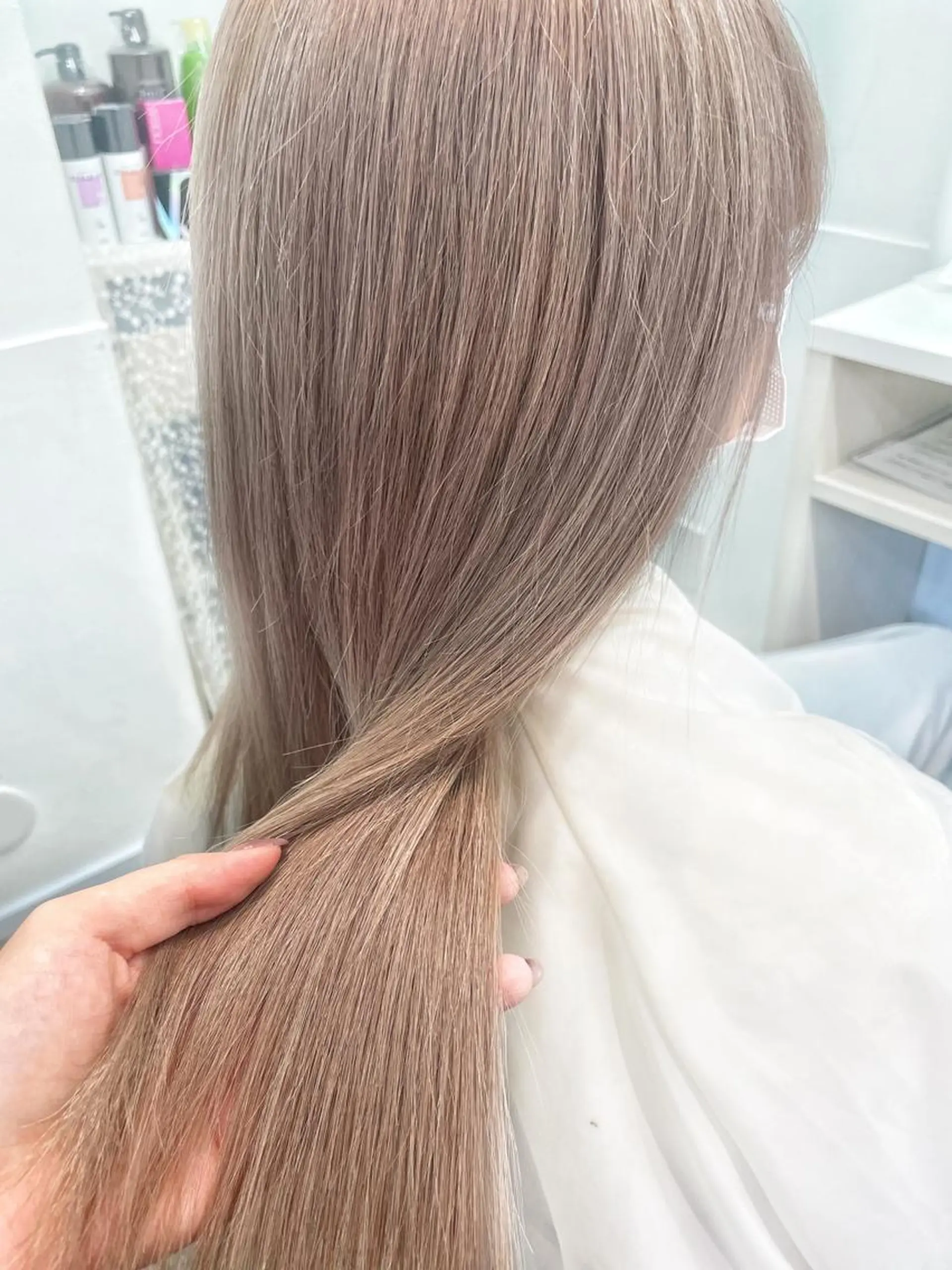 セミロング カラー ブリーチ ヘアカラー ヘアセット 韓国ヘア🤍髪質改善 🇰🇷AKANEのヘアスタイル