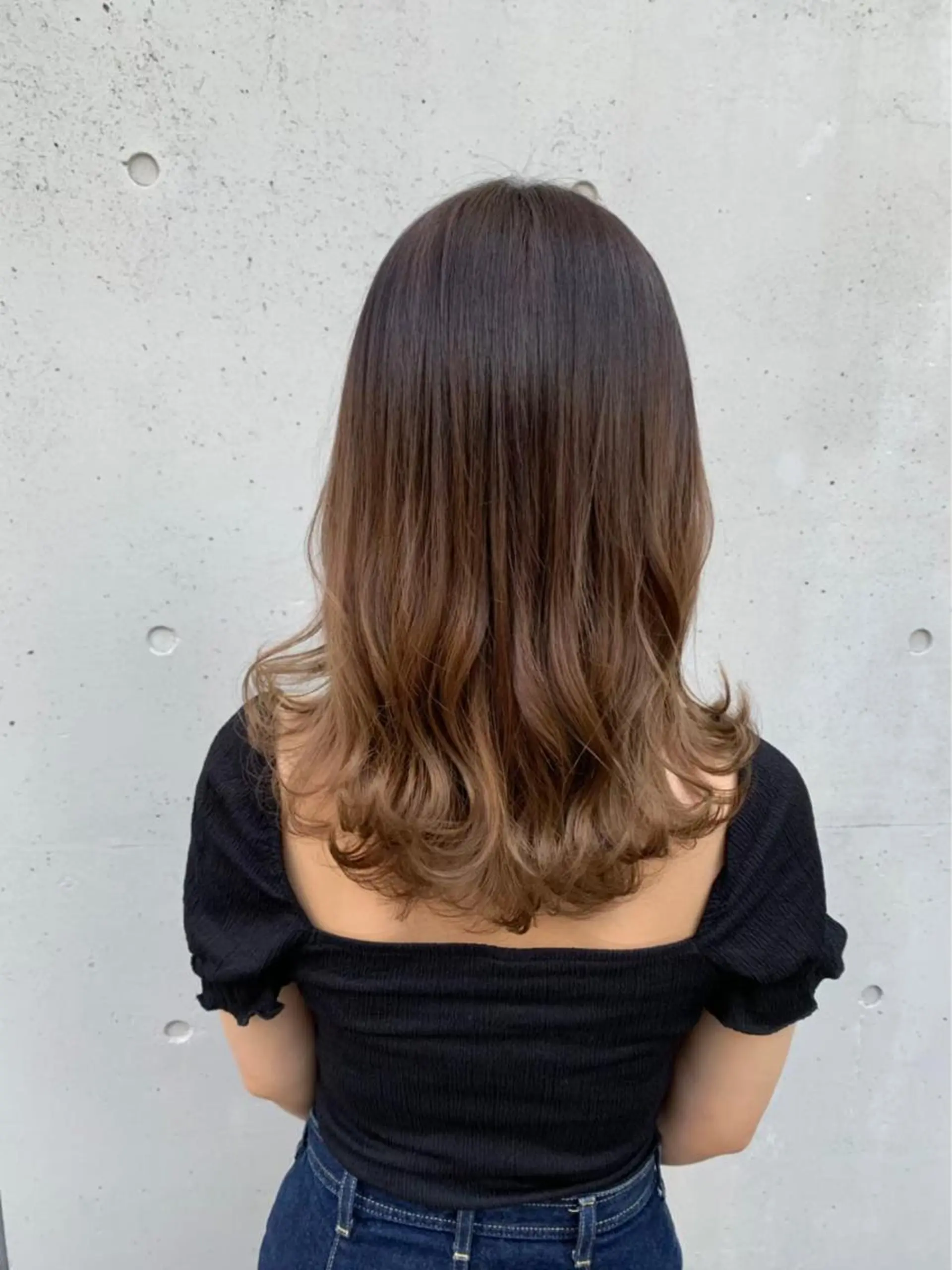 セミロング カラー putri 副店長 岸本　拓真のヘアスタイル