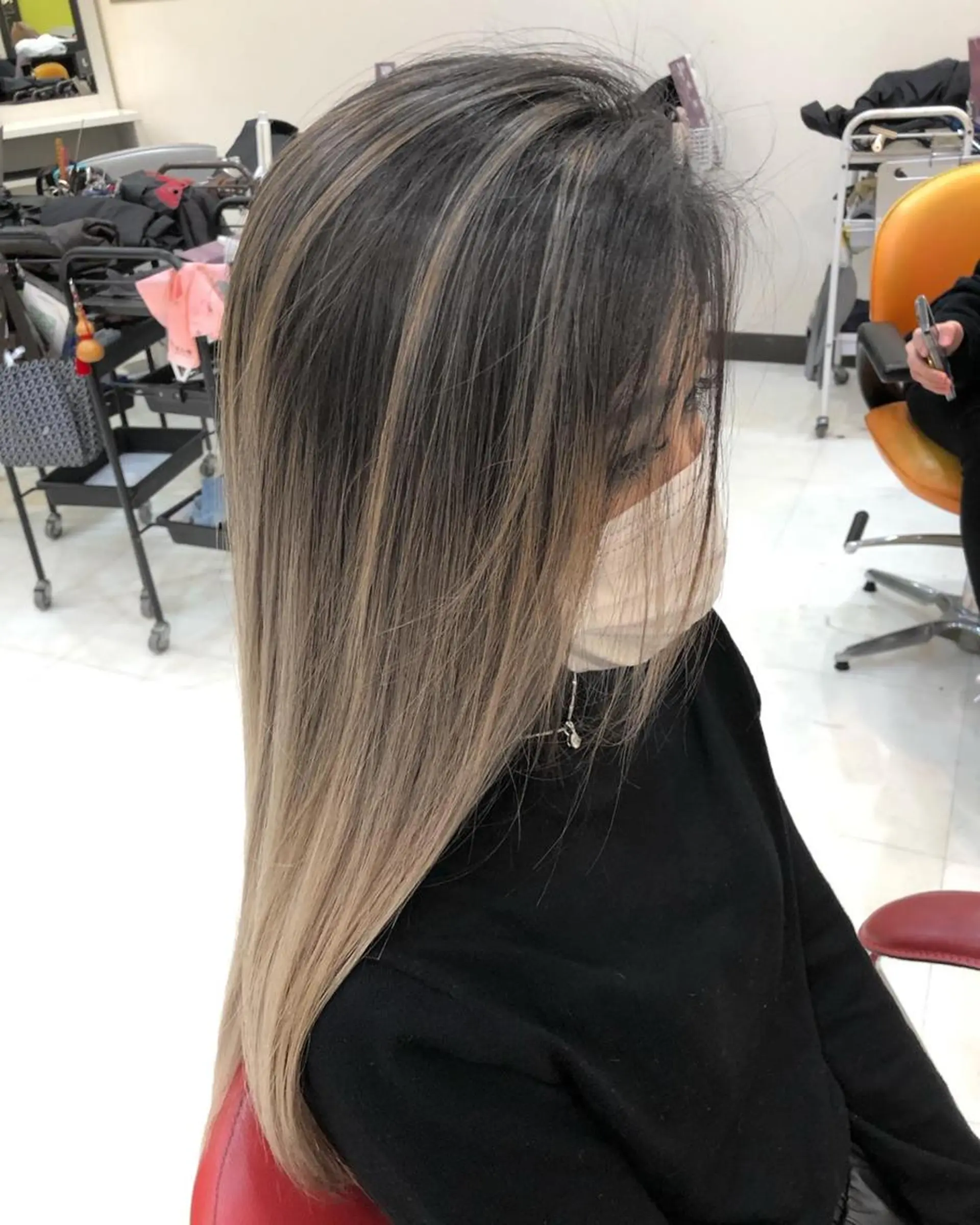 ショート カラー パーマ ヘアアレンジ メンズ メンズバレイヤージュ メンズブリーチ メンズハイライト メンズハイトーン メンズインナーカラー yasu ヤスのヘアスタイル