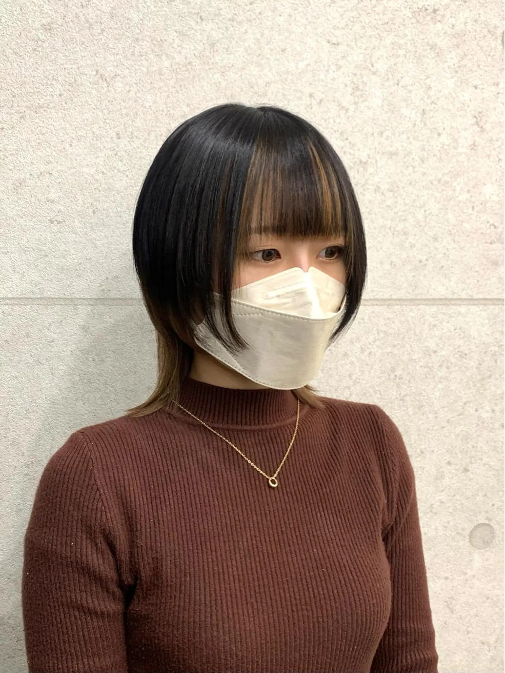 ミディアム カラー レイヤー ハイトーン 暖色⭐︎KANAKOのヘアスタイル