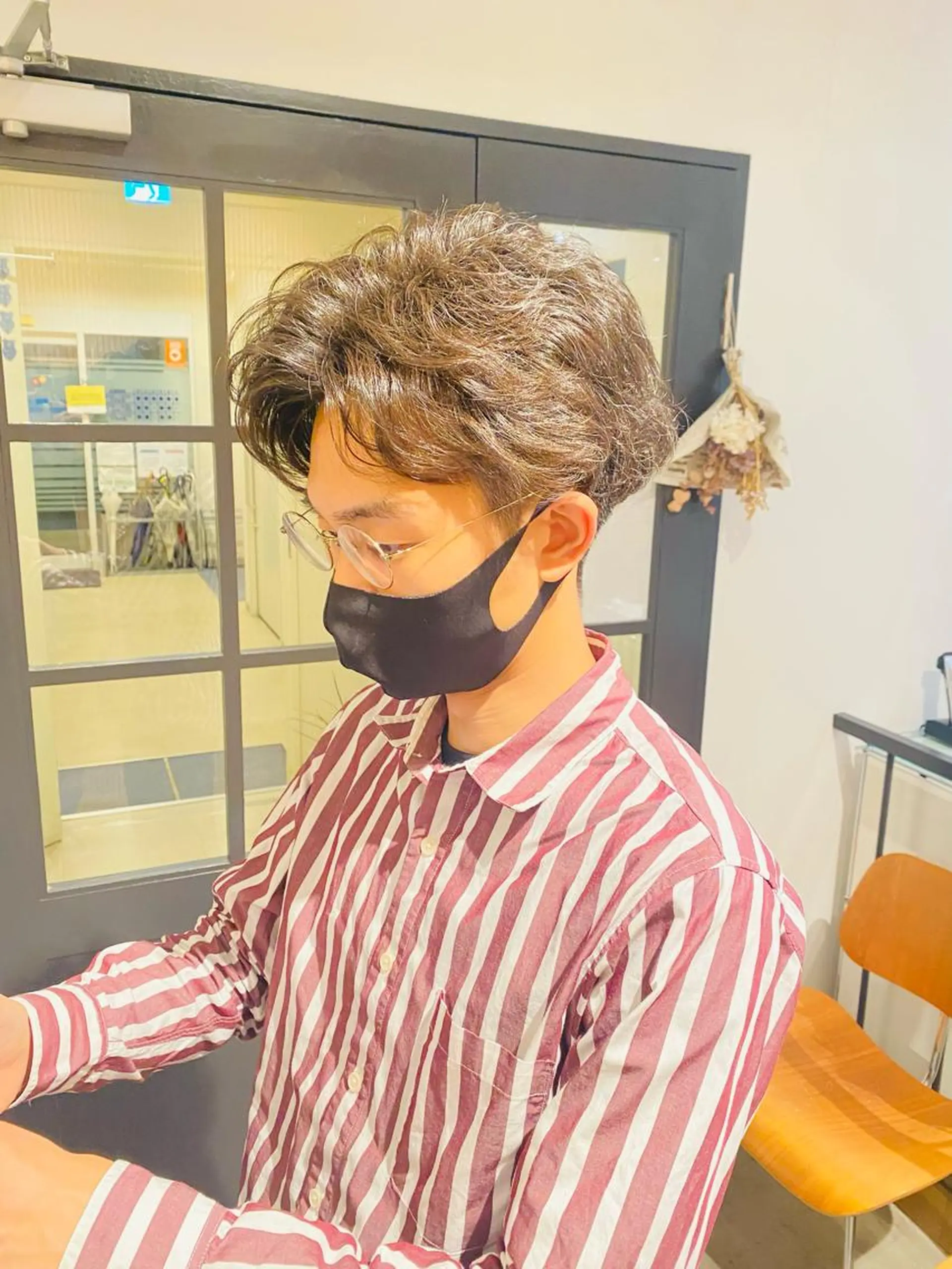ショート パーマ プードルパーマ 丸田 幹太のヘアスタイル