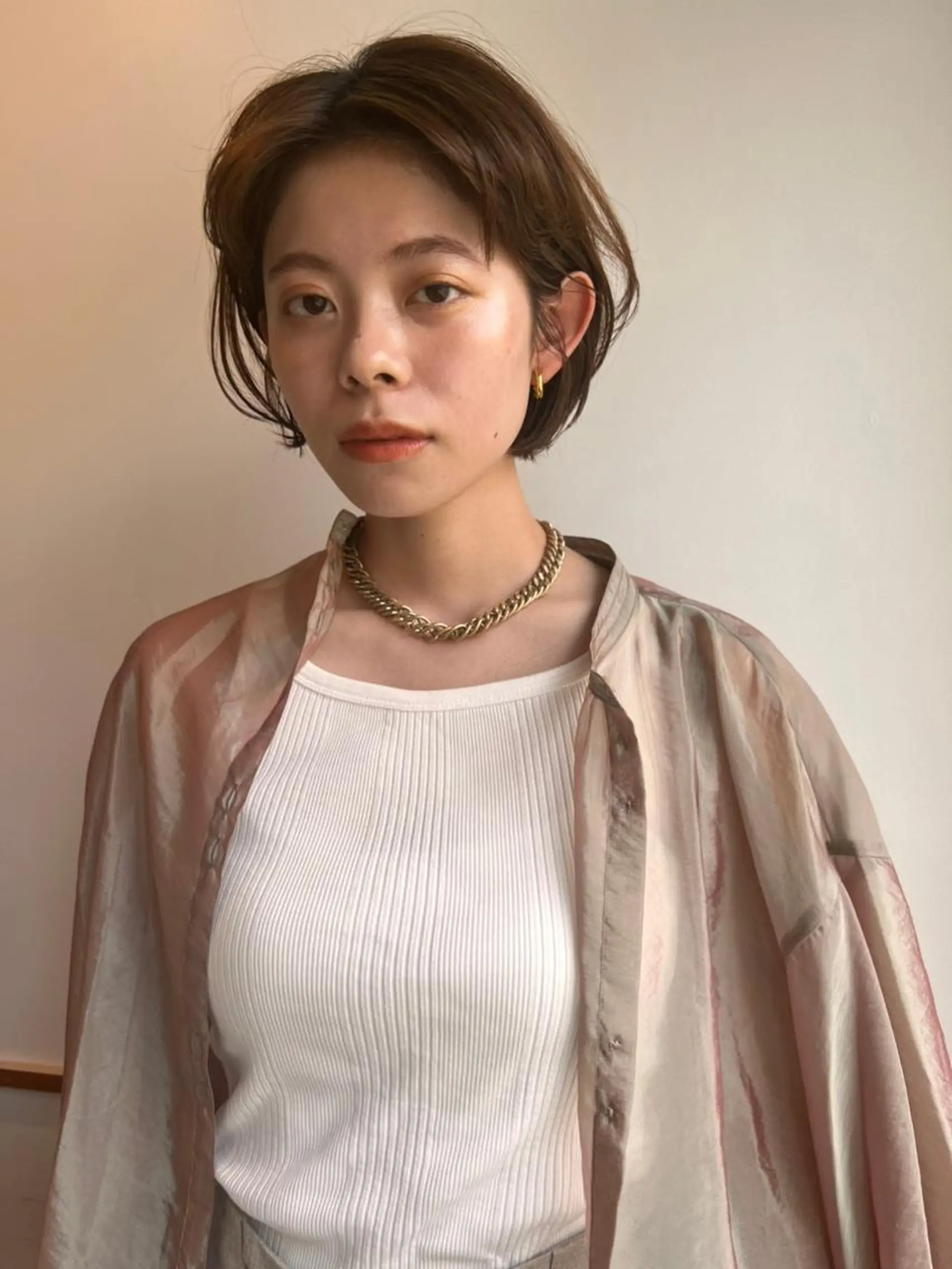 ショート カラー パーマ アディクシーカラー ブリーチ ブロンド ブルーカラー ハイライトカラー CEINE PATHのヘアスタイル