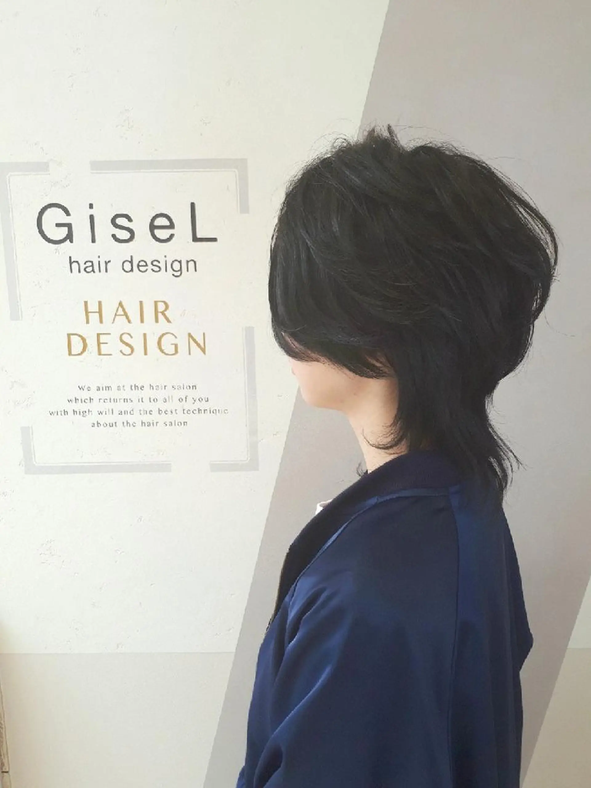 ミディアム ウルフカット GiseL ジゼル六本松のヘアスタイル