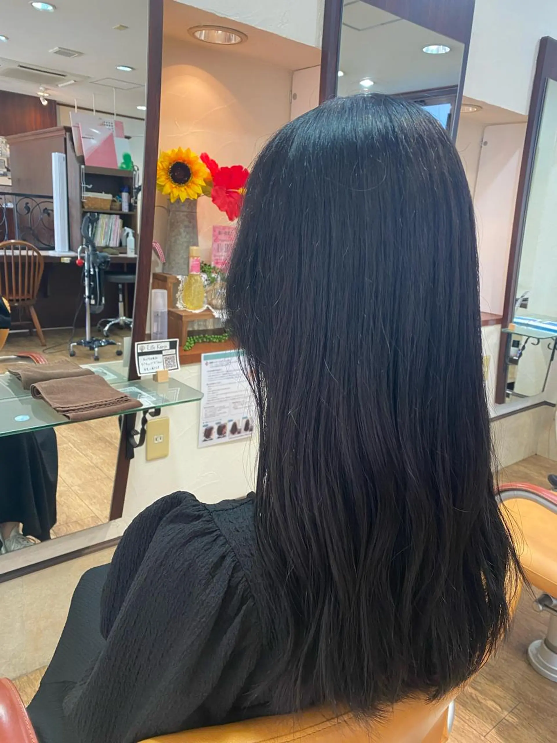ロング カラー サプリームヘア 飯田みち瑠のヘアスタイル