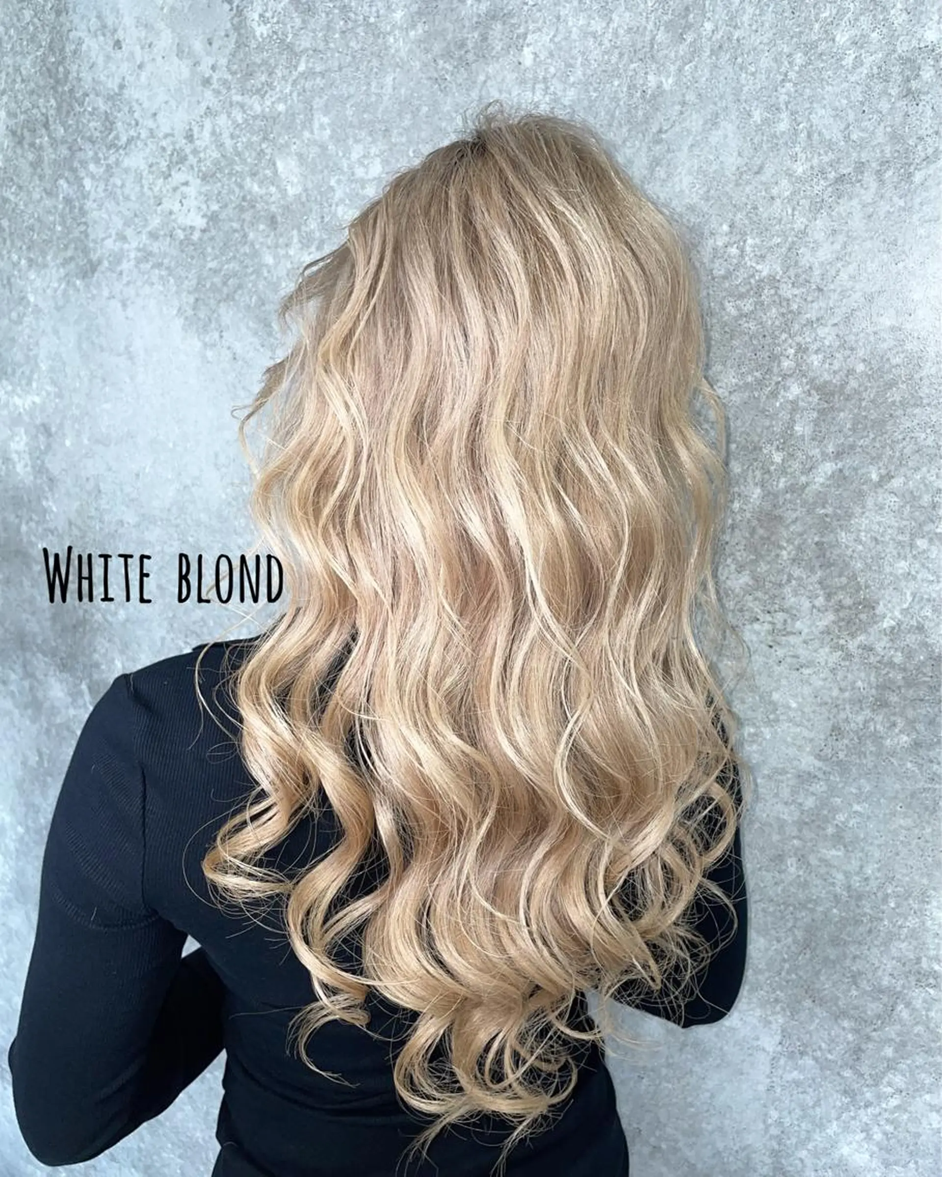 セミロング カラー ブロンド ハイトーンカラー ホワイトブロンド ヘアカラー トリートメント にしき さんのヘアスタイル