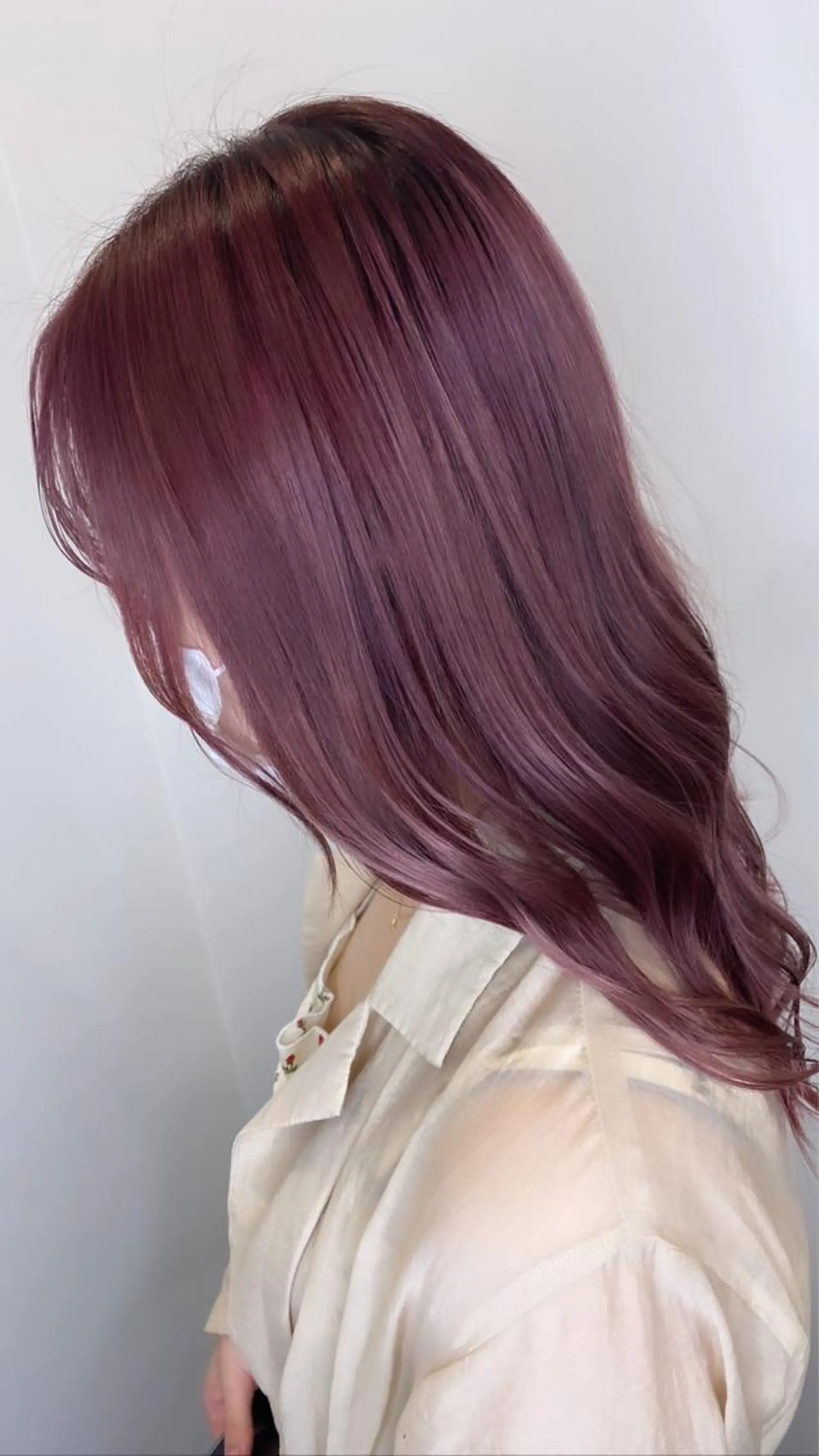 カラー ナルミ ケイスケのヘアスタイル
