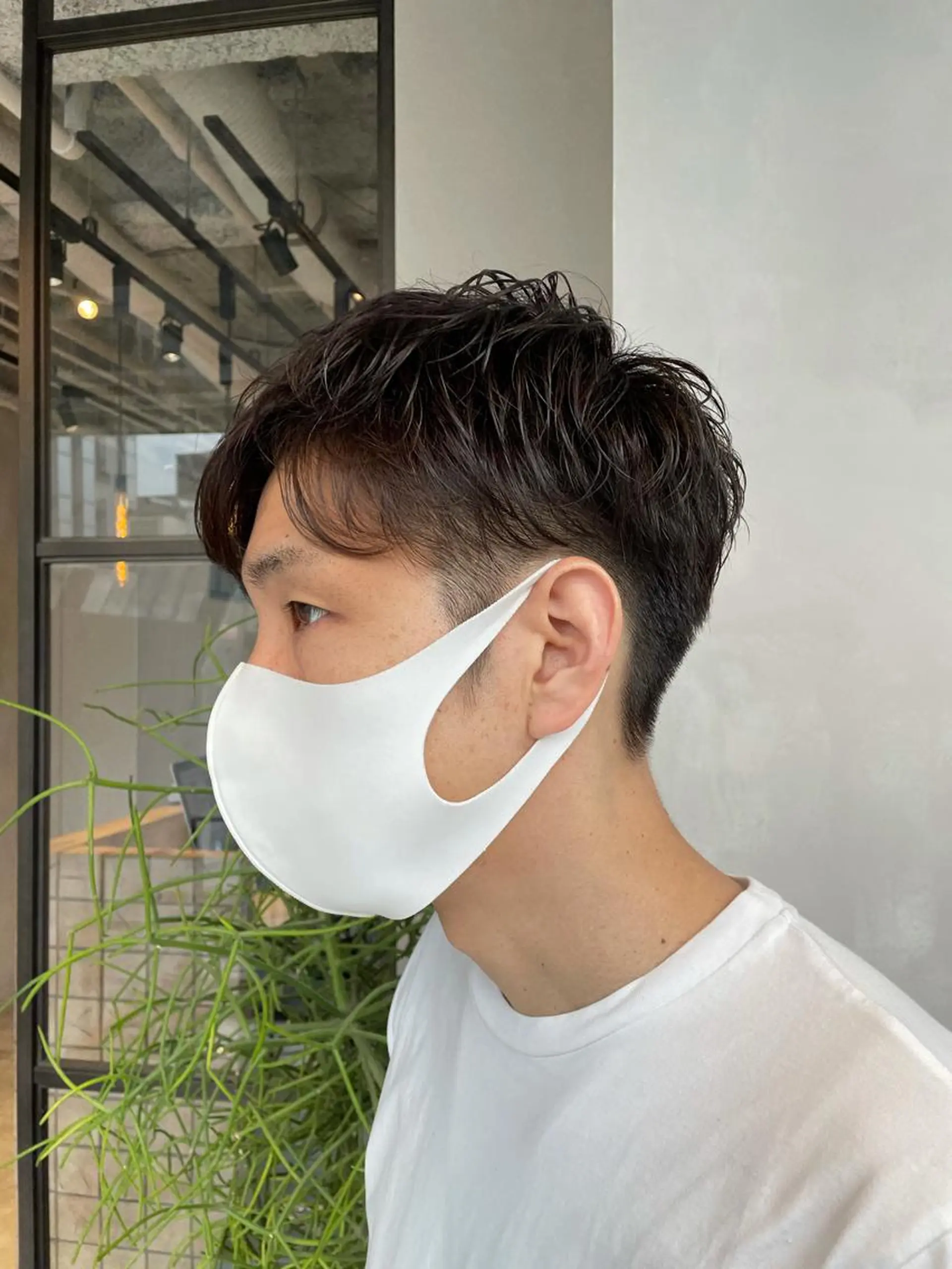 ショート パーマ メンズ 渋谷レイヤーカット/ 暖色艶カラー🩵高橋のヘアスタイル