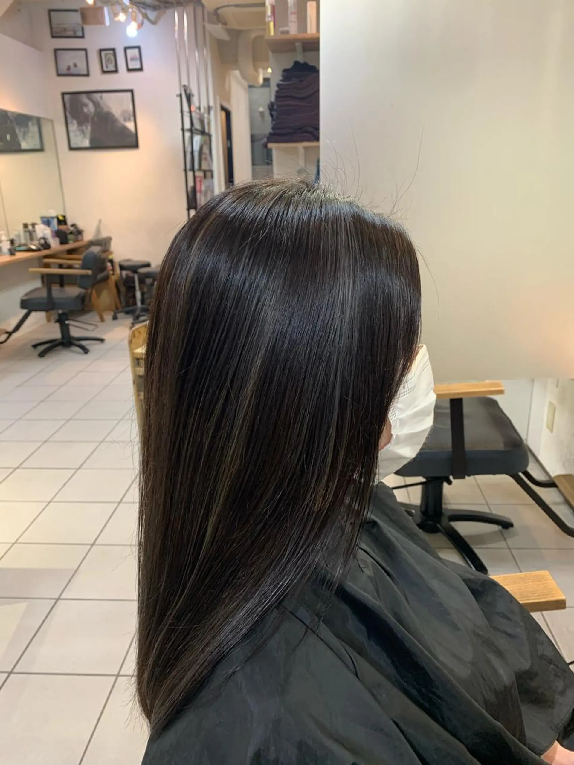 セミロング 髪質改善ストレート/ ブリーチ／渋谷　福田のヘアスタイル