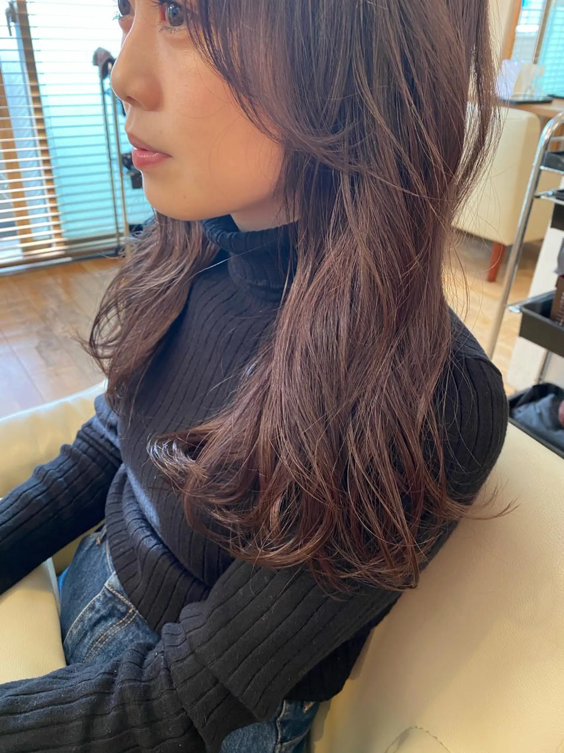 セミロング 🧡 TOMO🧡のヘアスタイル