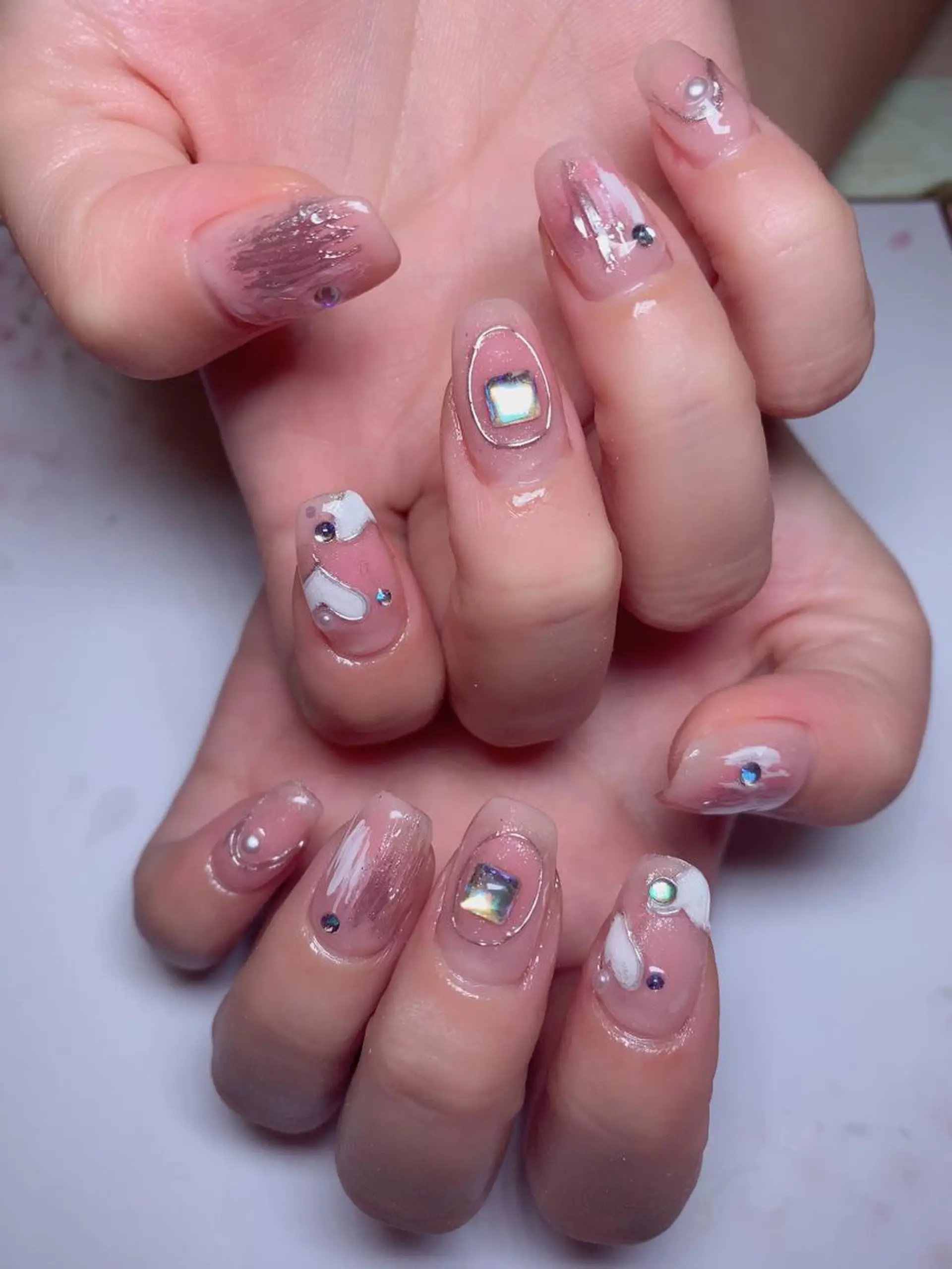 ネイル miu miuのネイルデザイン