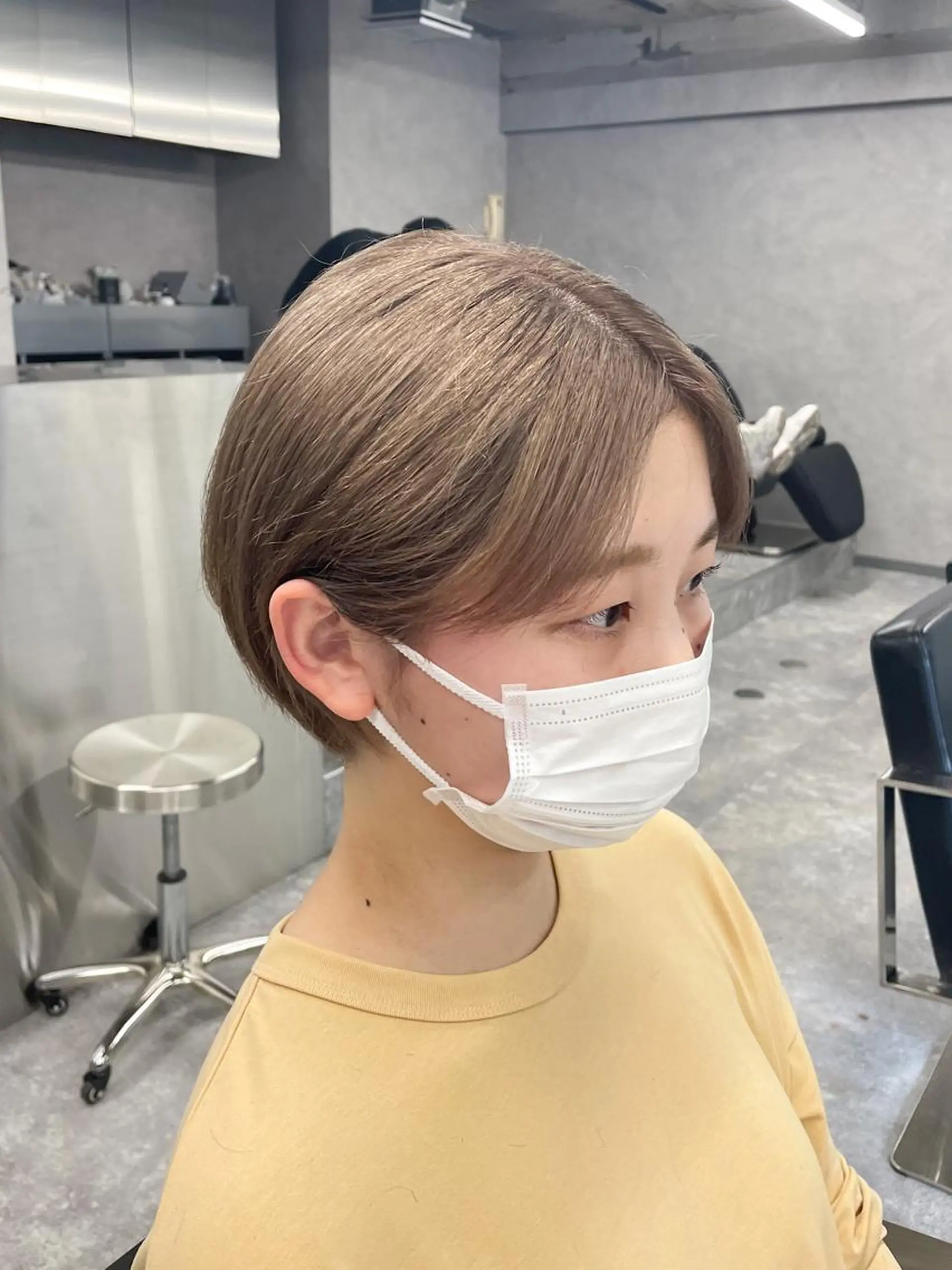 ショート カラー パーマ ヘアアレンジ キッズ ベージュカラー グラデーションカラー ハイトーンカラー ボブ ショートヘア 大人スタイル 太田のヘアスタイル