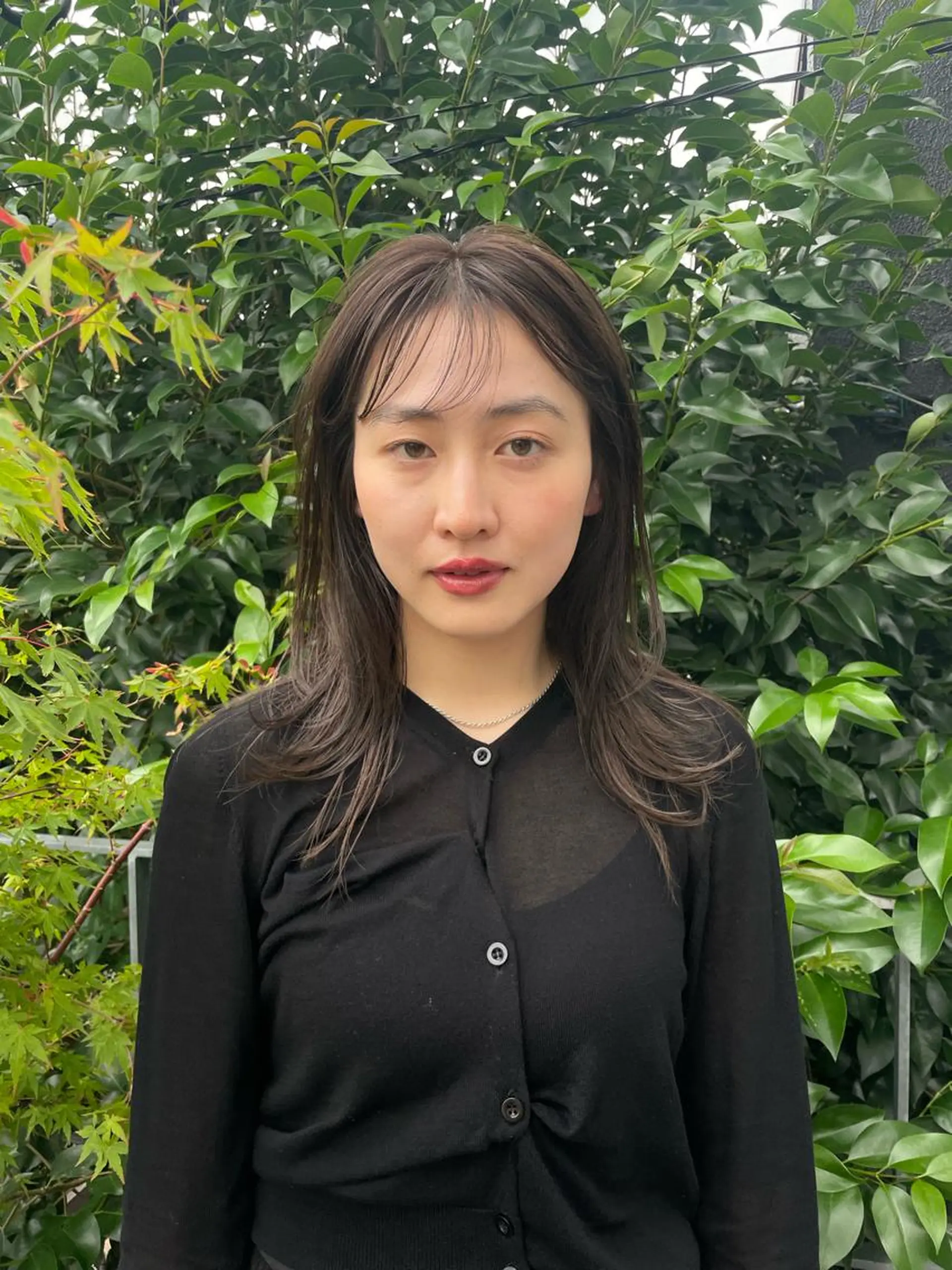 ミディアム カット 佐伯 和佳のヘアスタイル