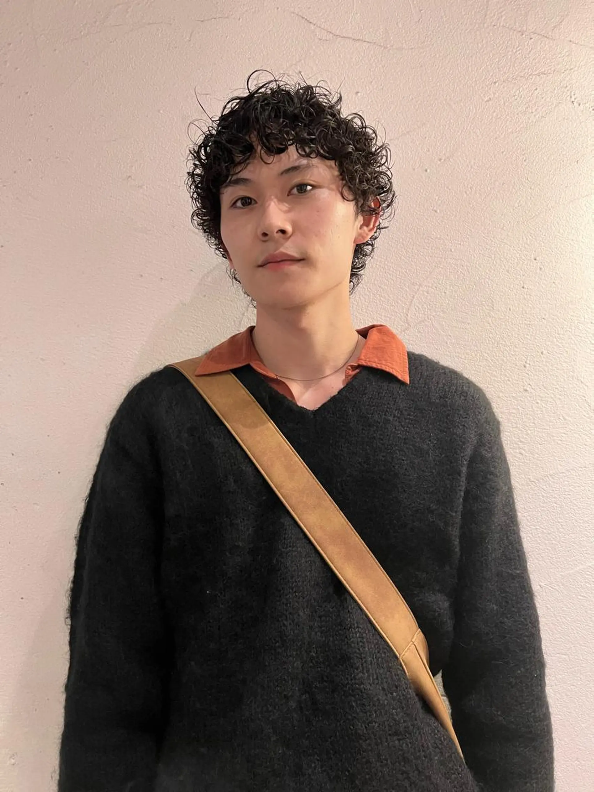 ミディアム パーマ メンズ カット パーマ メンズ専門ブリー チカラー⚡️リュウジのヘアスタイル