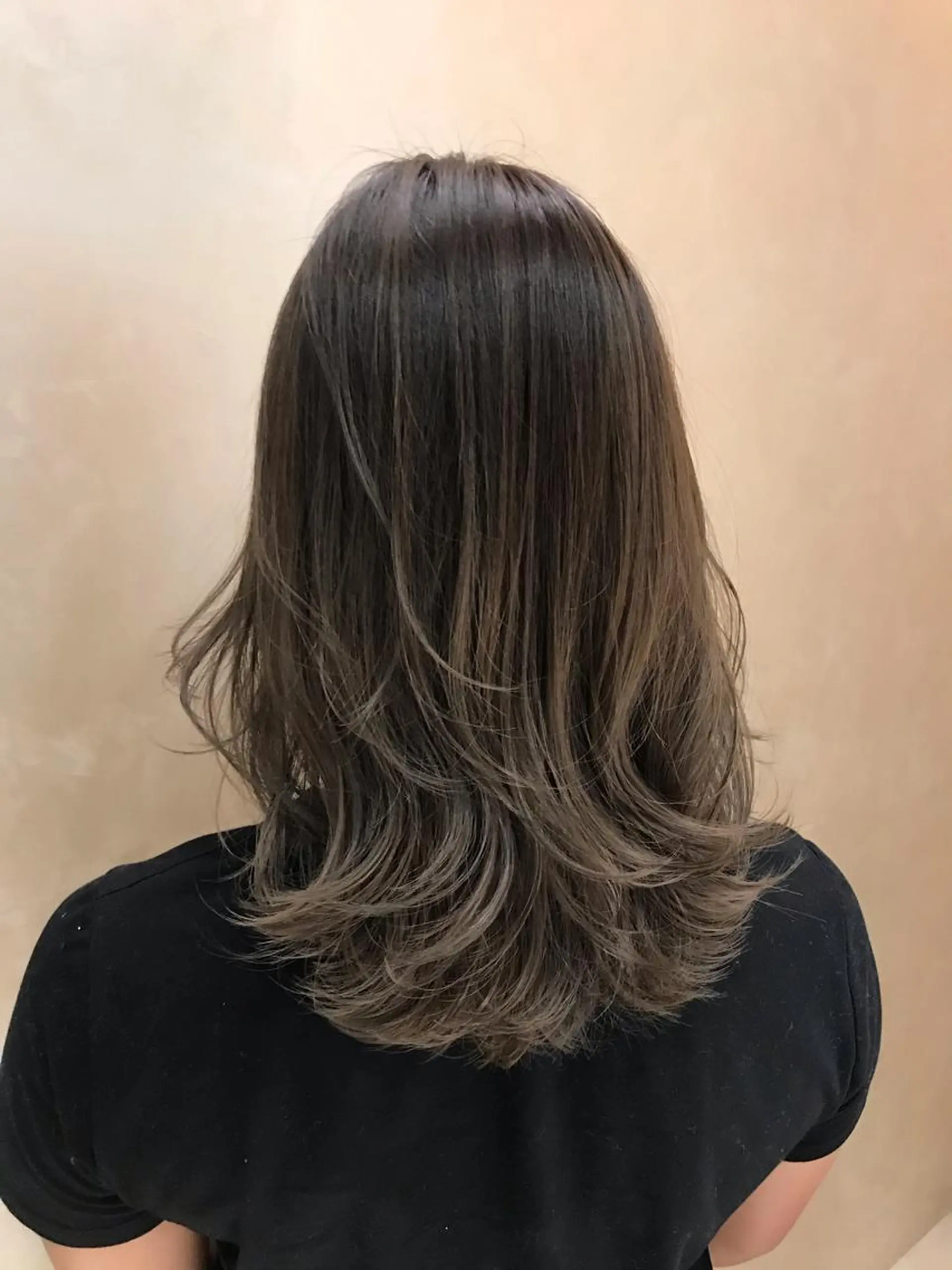 セミロング パーマモデル募集🌈 森脇帆南のヘアスタイル