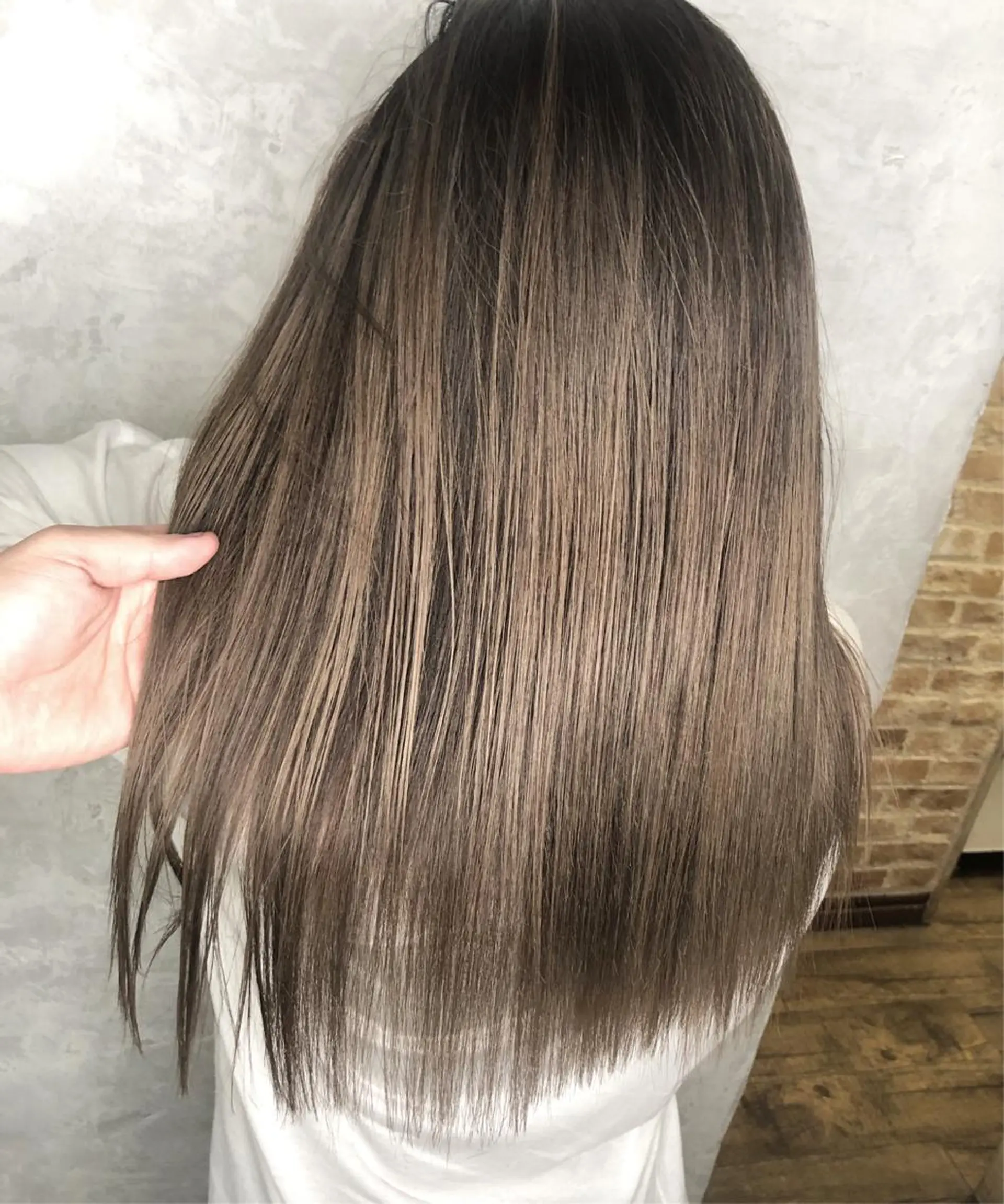 ミディアム カラー ヘアアレンジ ヘアカラー トリートメント 遠藤 拓馬のヘアスタイル