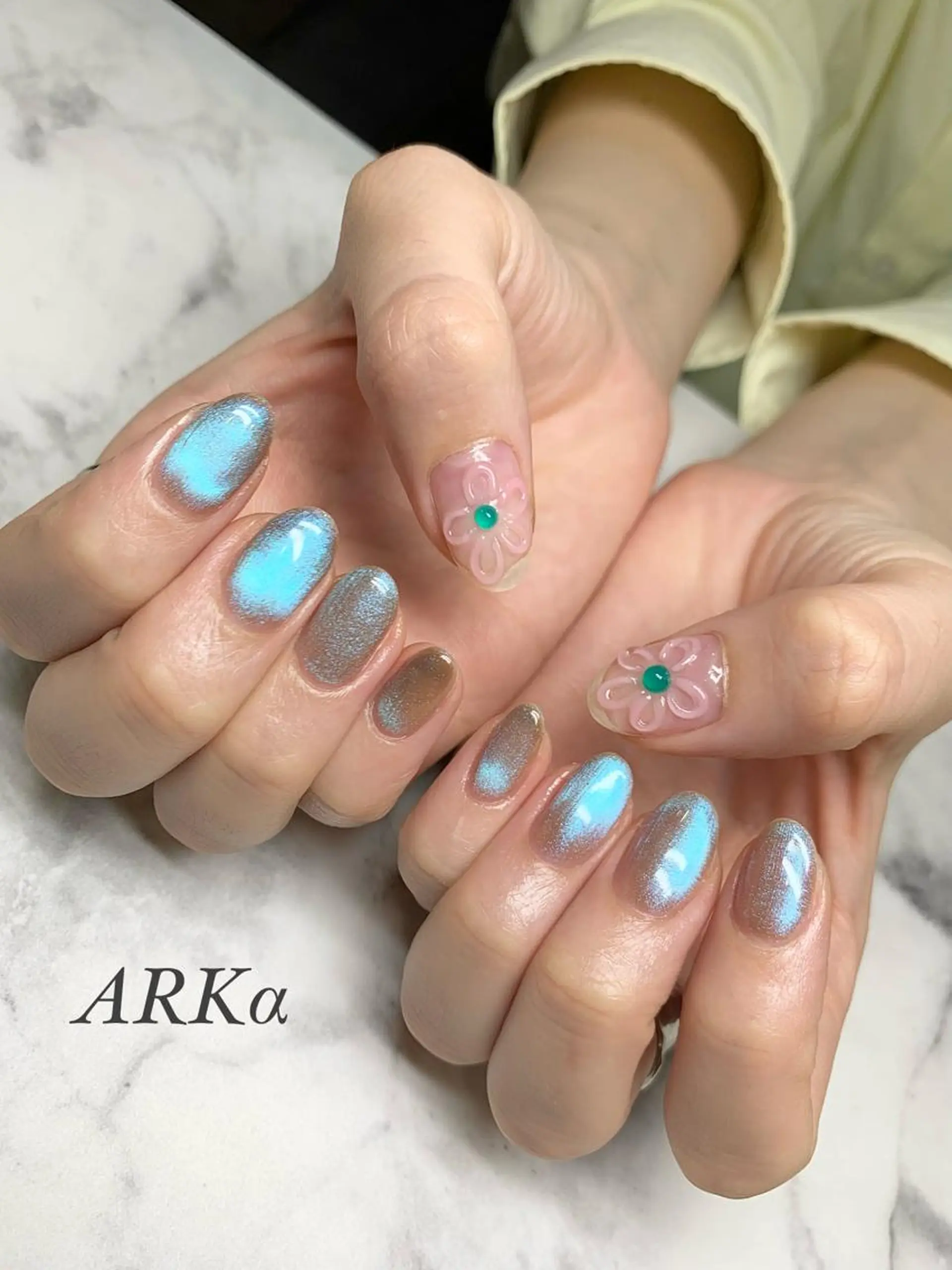 ミディアム ネイル マグネットネイル ハンドネイル Nailsalon ARKαのネイルデザイン