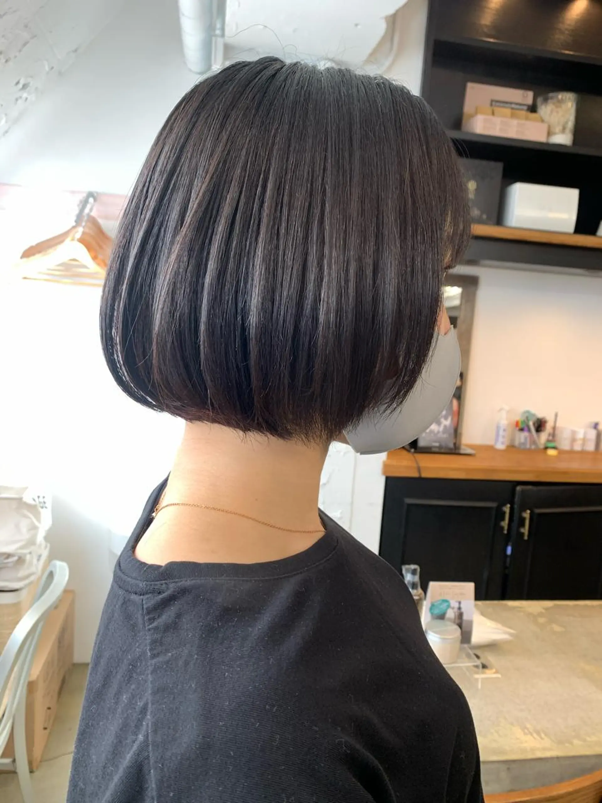 ショート カラー アッシュ ブルーカラー ブルーアッシュ トップ スタイリストのヘアスタイル