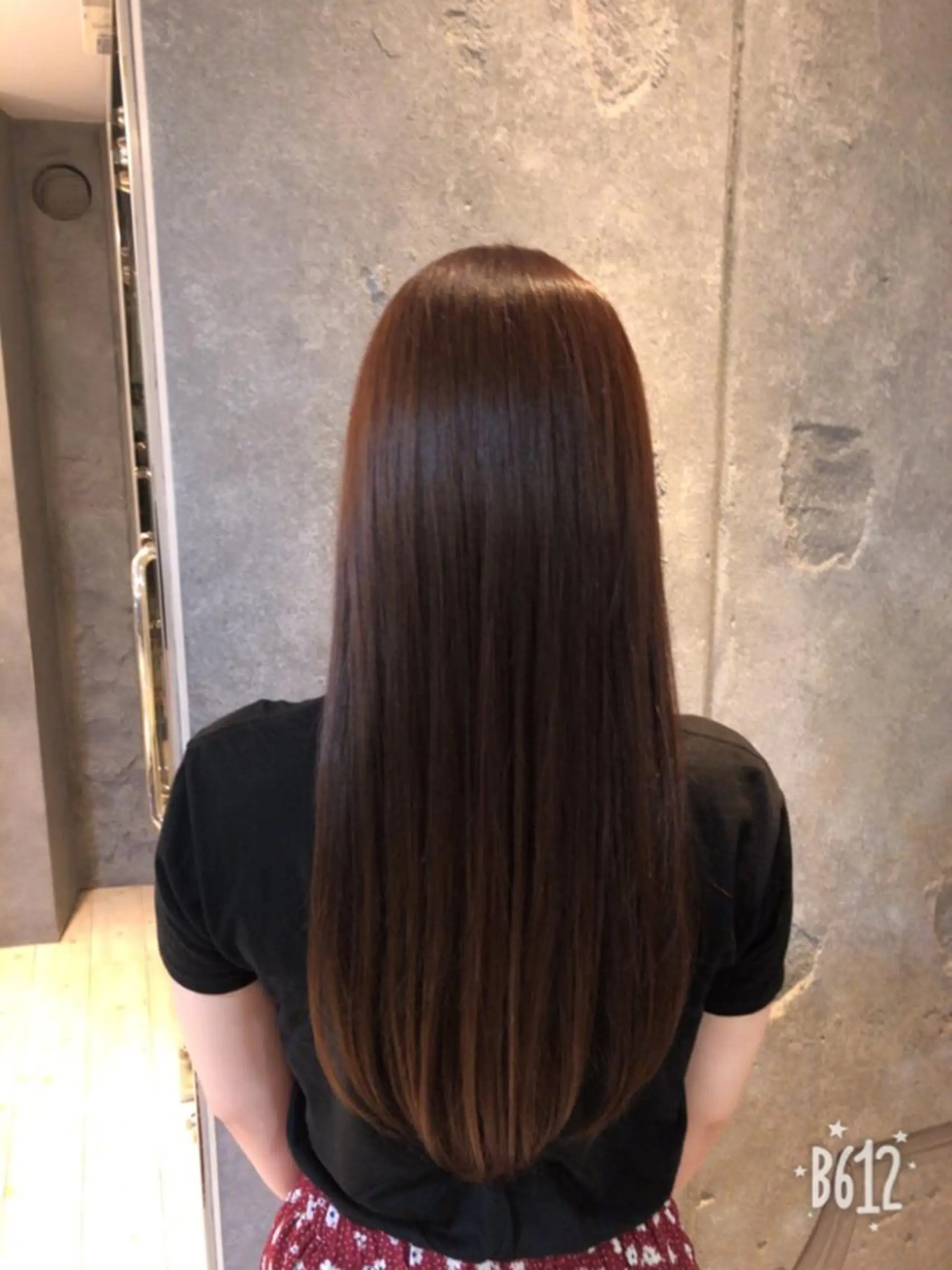 ロング カラー ブラウンカラー 大久保 遥日のヘアスタイル