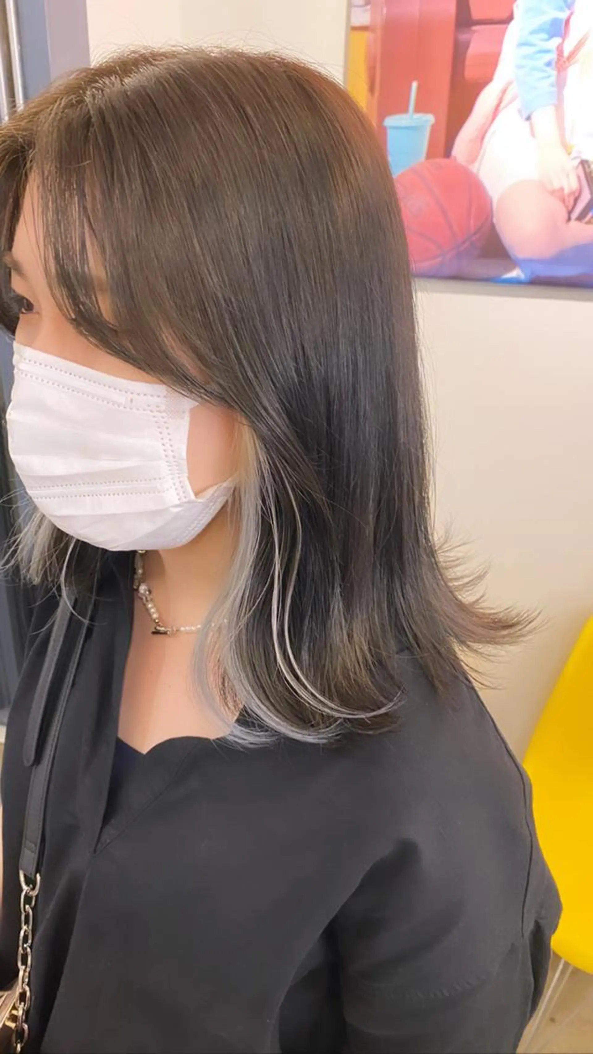 ミディアム カラー ブリーチ カット ヘアカラー ✂韓国レイヤー 🦋みやび🪽のヘアスタイル