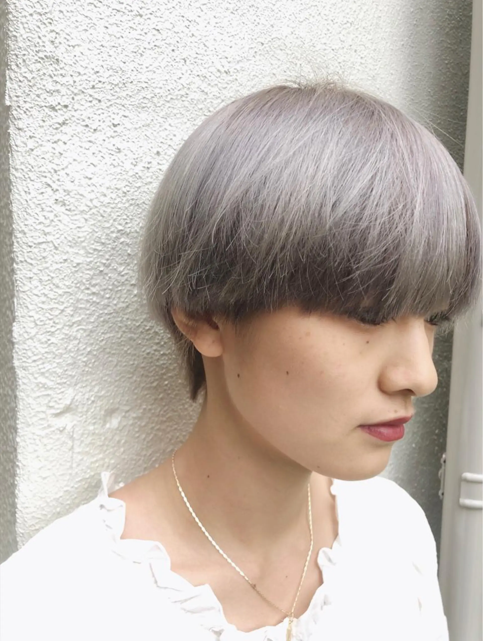 ショート カラー ハイトーンカラー こやま りほのヘアスタイル