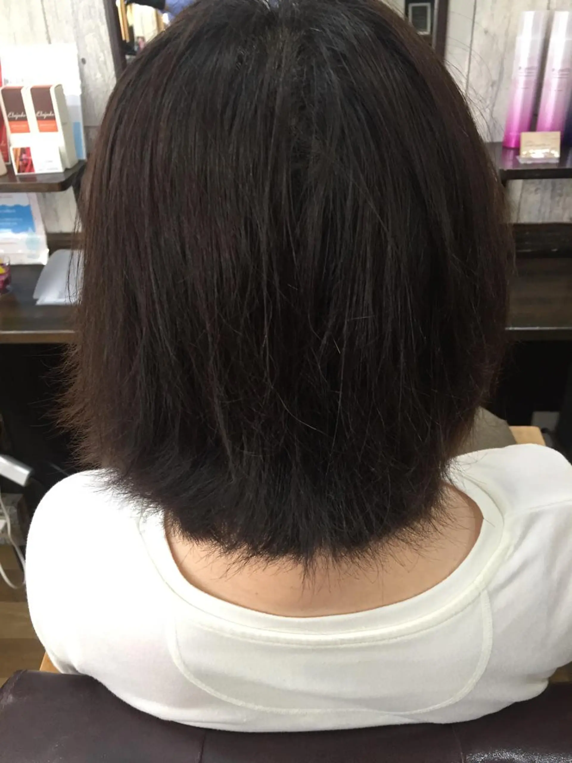 カラー 中山 ルミ子のヘアスタイル