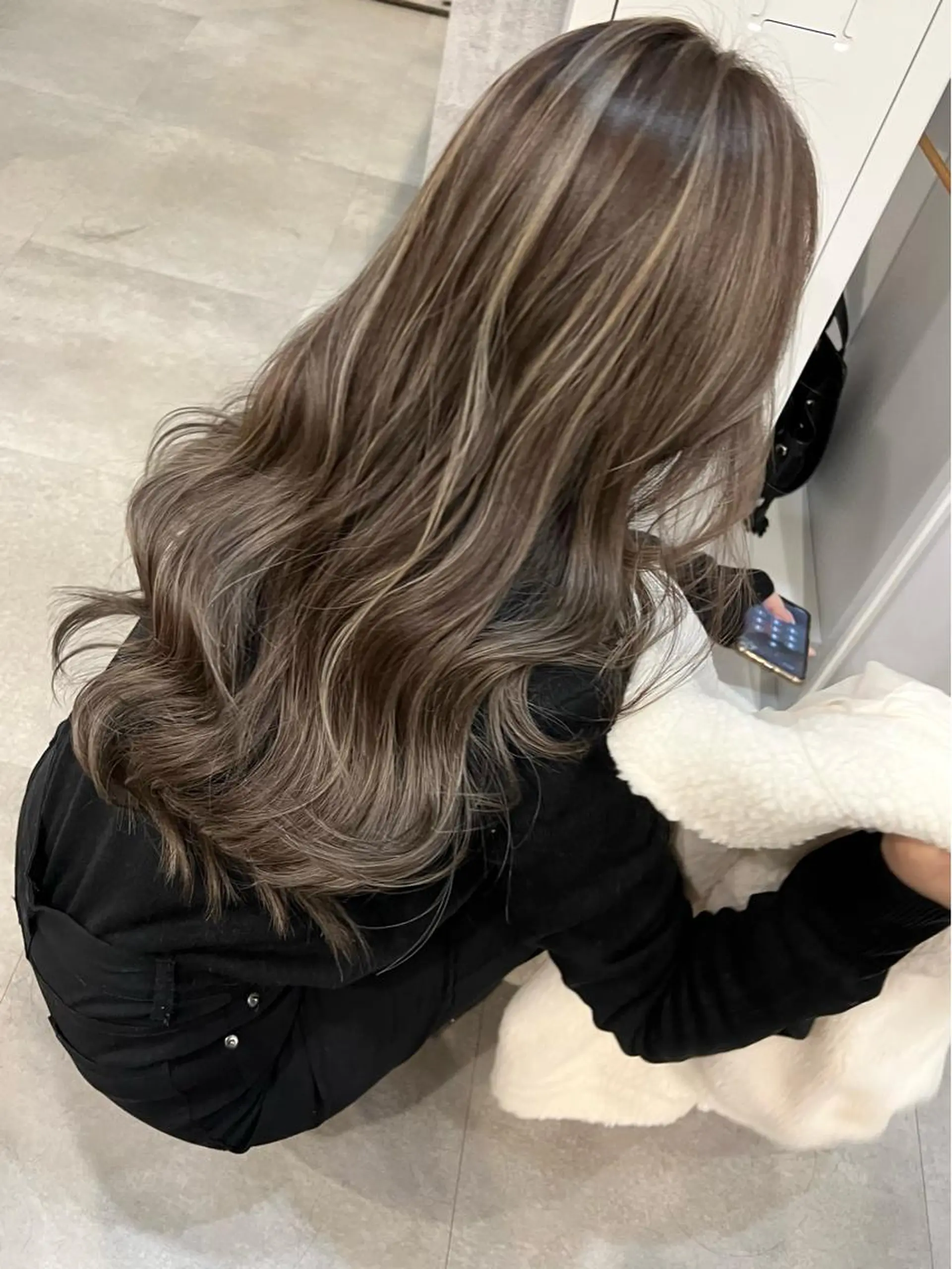 ロング カット ヘアカラー トリートメント KYOKO 【Bear】のヘアスタイル