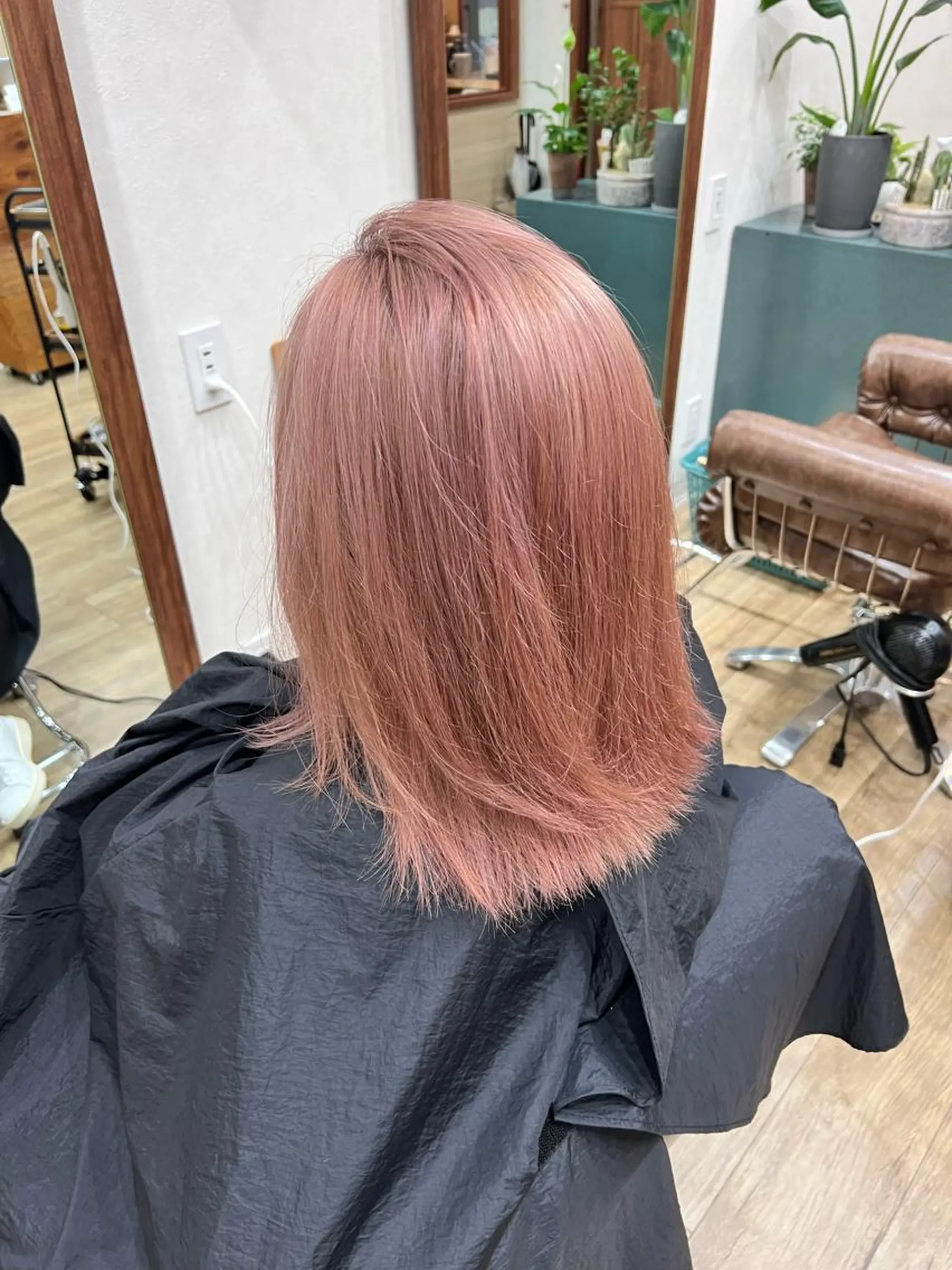 ミディアム カラー ベージュカラー ピンクカラー ピンクベージュ 🍇おぐら めぐみ🍇のヘアスタイル