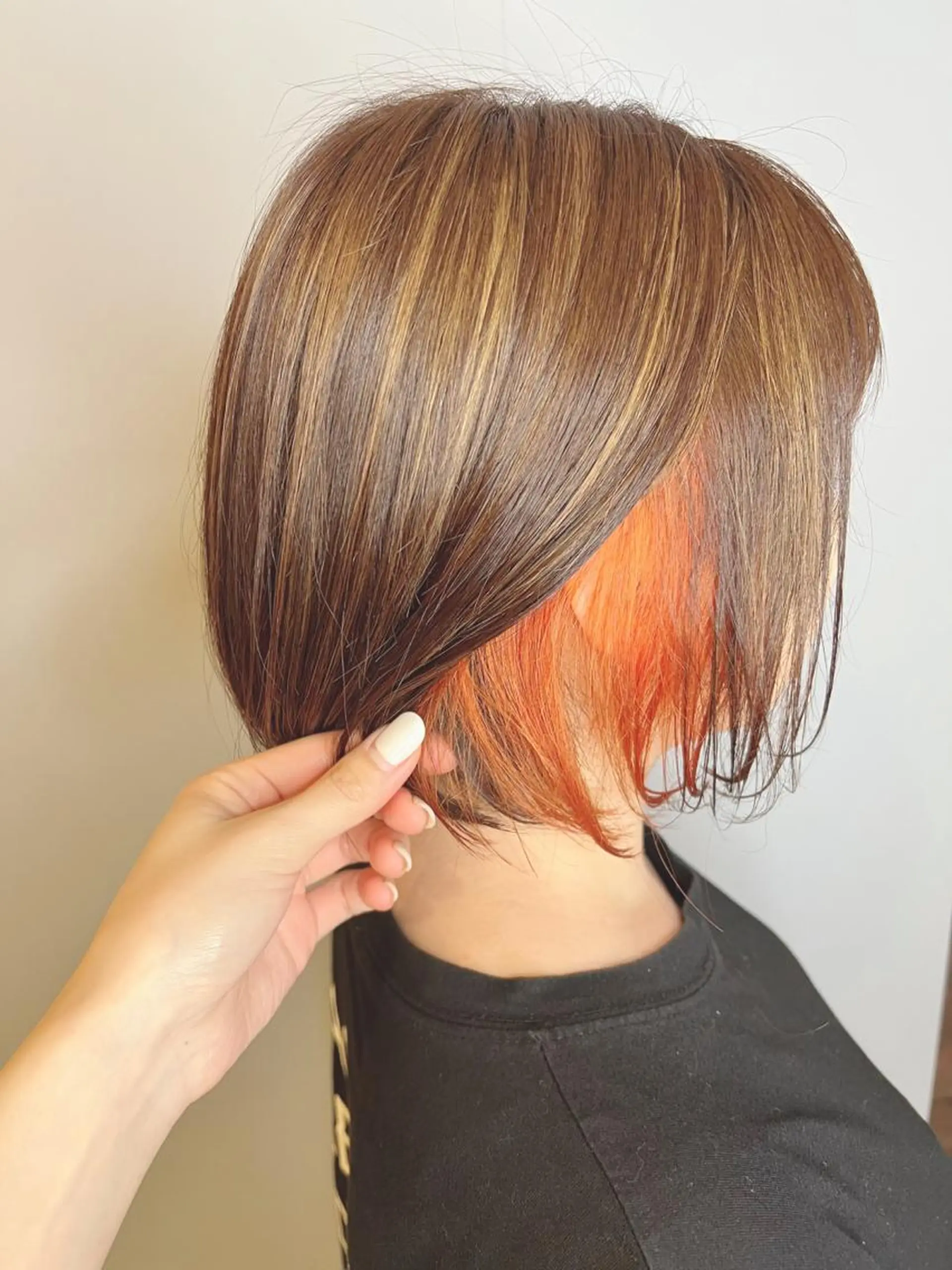 ショート カラー 宮原 佳苗のヘアスタイル