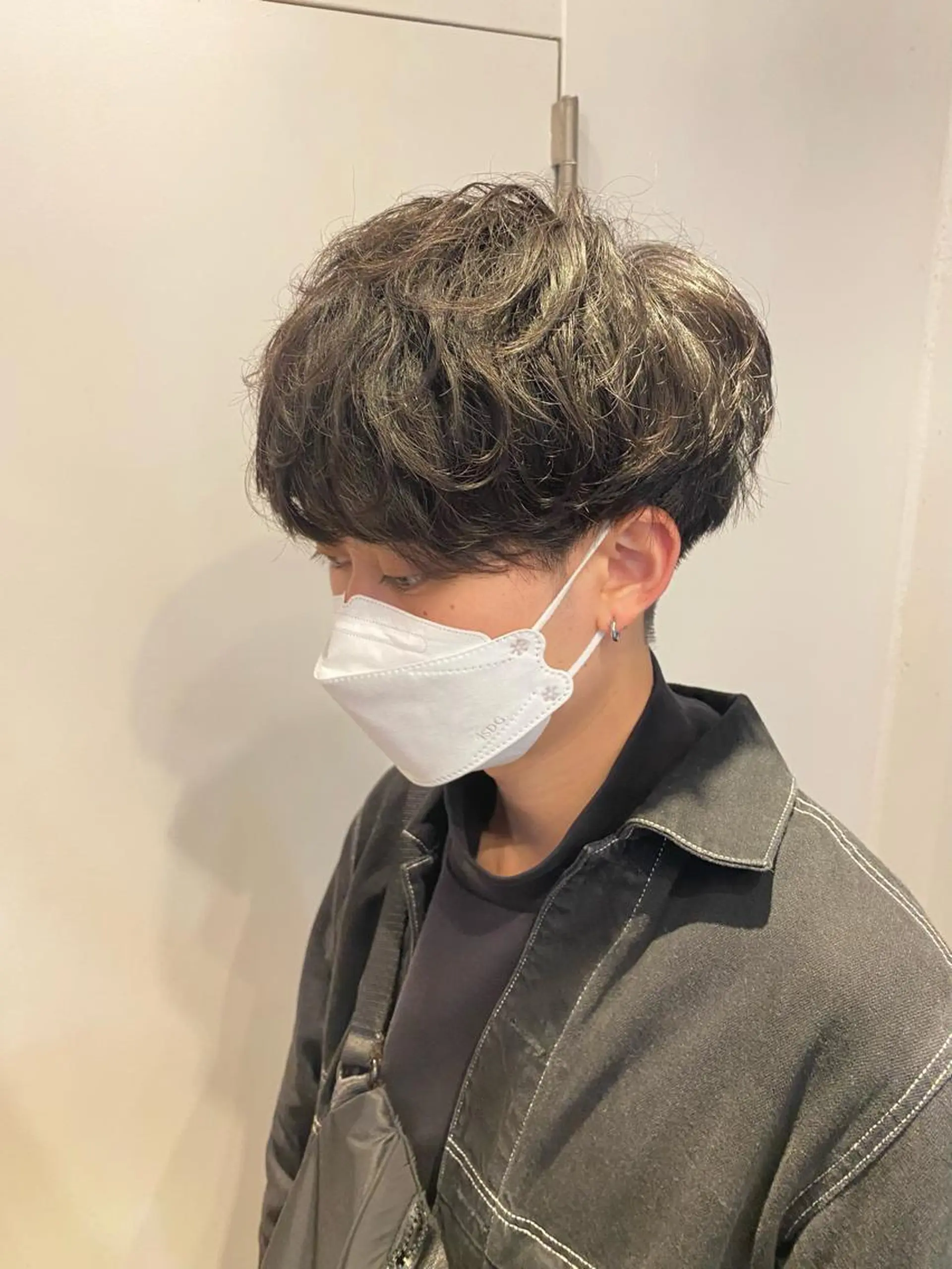 ショート パーマ メンズ マッシュ カット パーマ トリートメント JINKIメンズ特化 メンズカットパーマのヘアスタイル