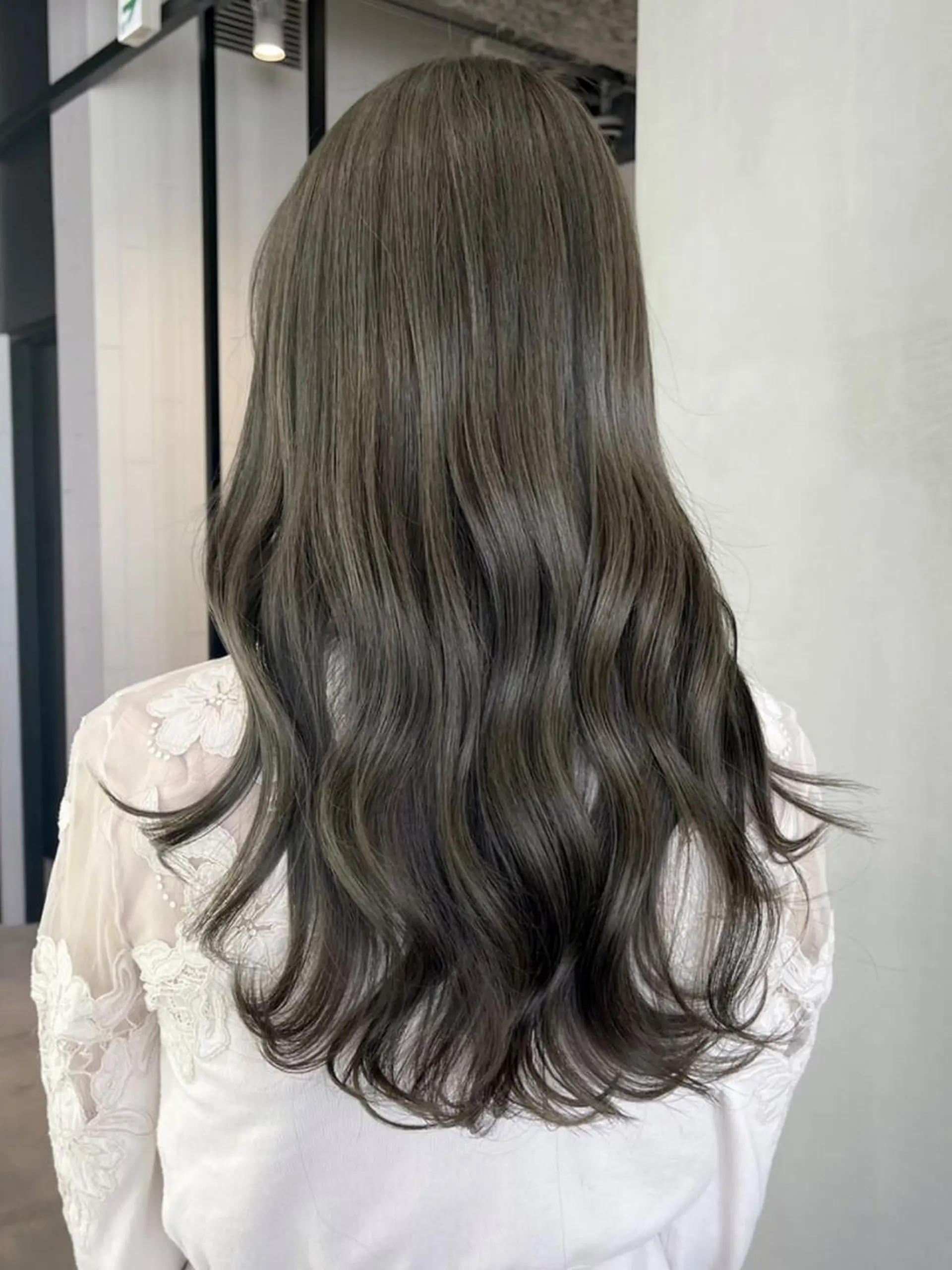 セミロング カラー パーマ ヘアアレンジ グレージュ オリーブグレージュ オリーブグレー カット ヘアカラー トリートメント ITbyALBUM 浦和店のヘアスタイル