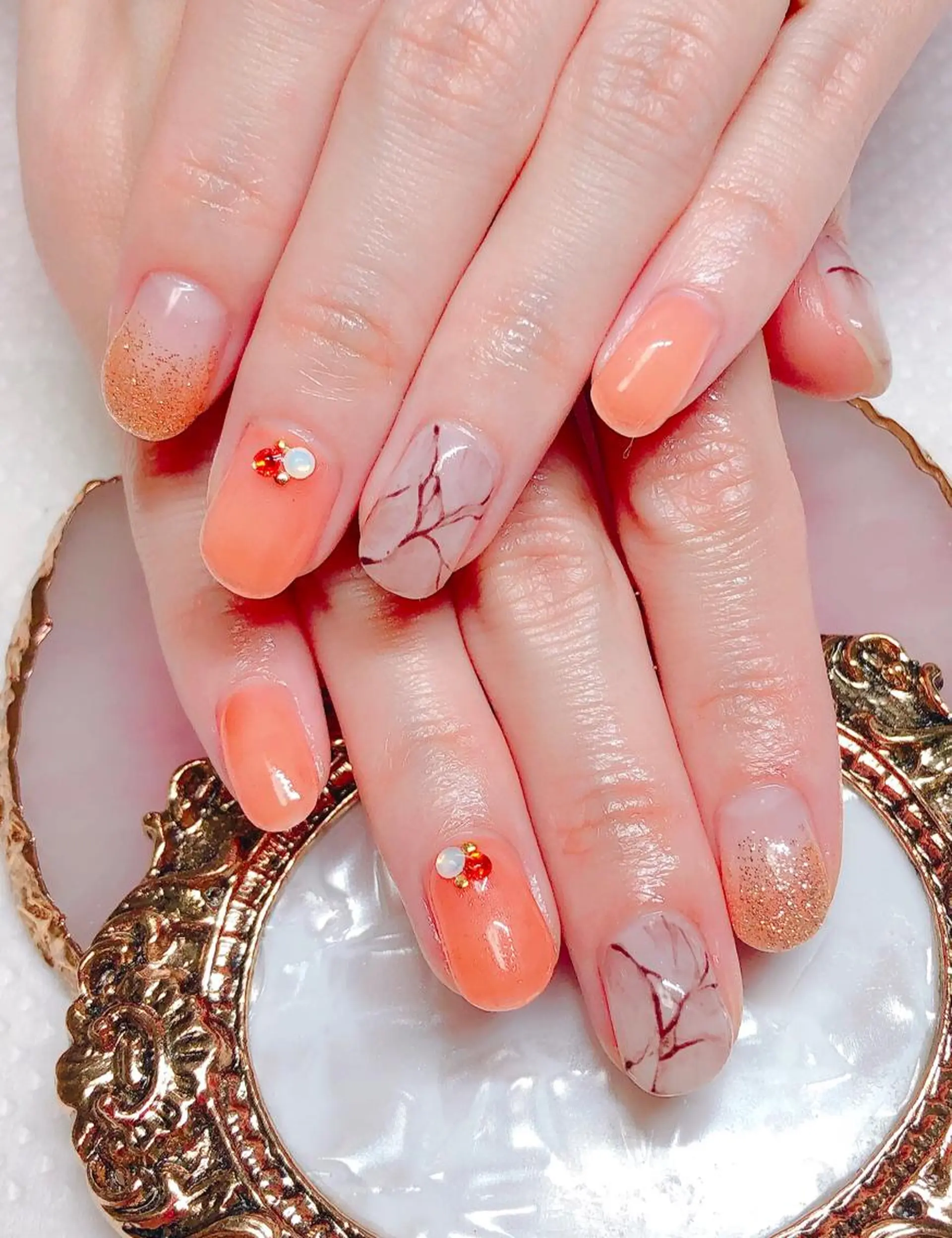 ネイル アートネイル CROWN プライベートサロンのネイルデザイン