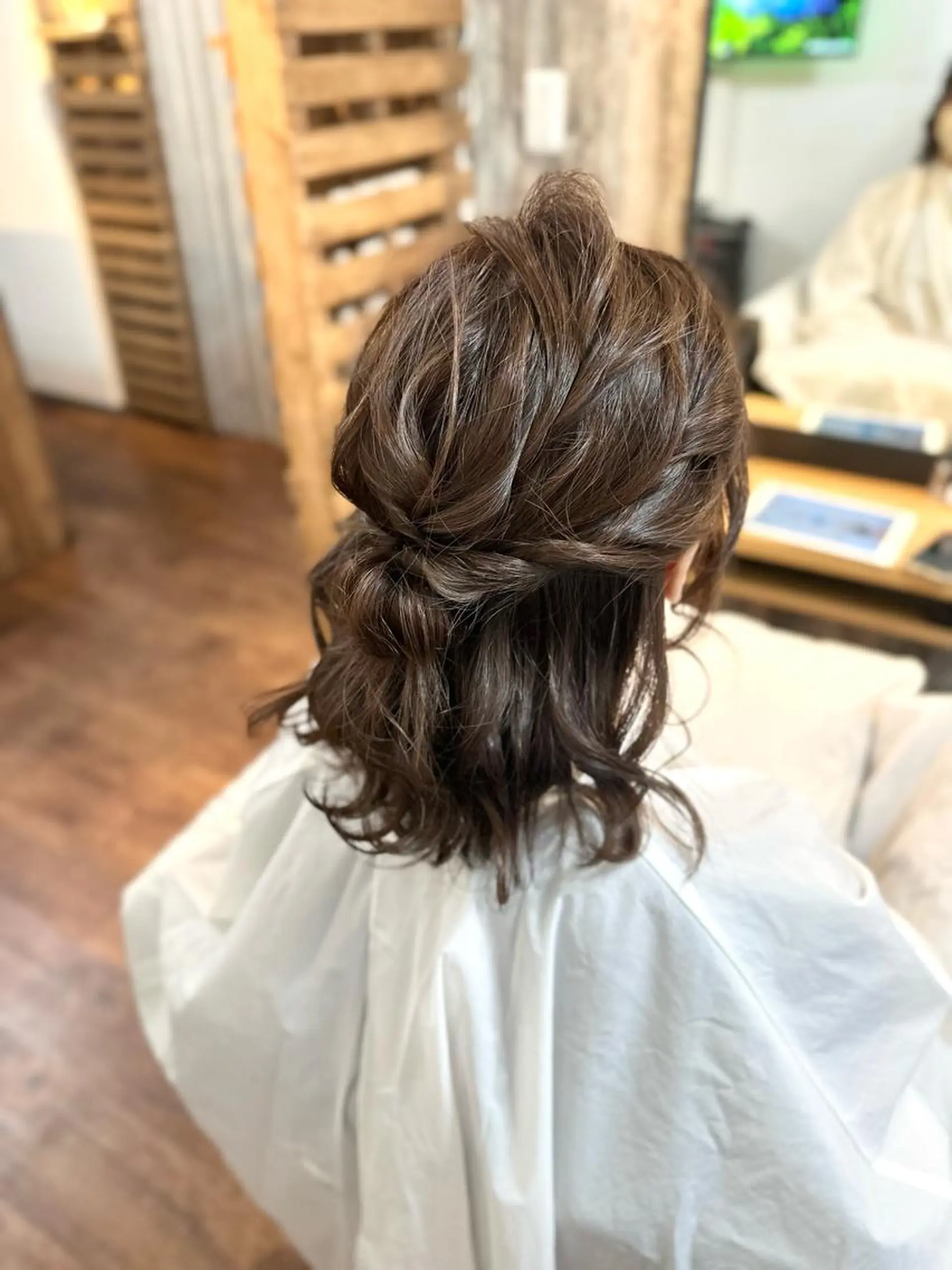 ミディアム ヘアアレンジ ヘアセット Luzir⭐︎ GEN⭐︎のヘアスタイル