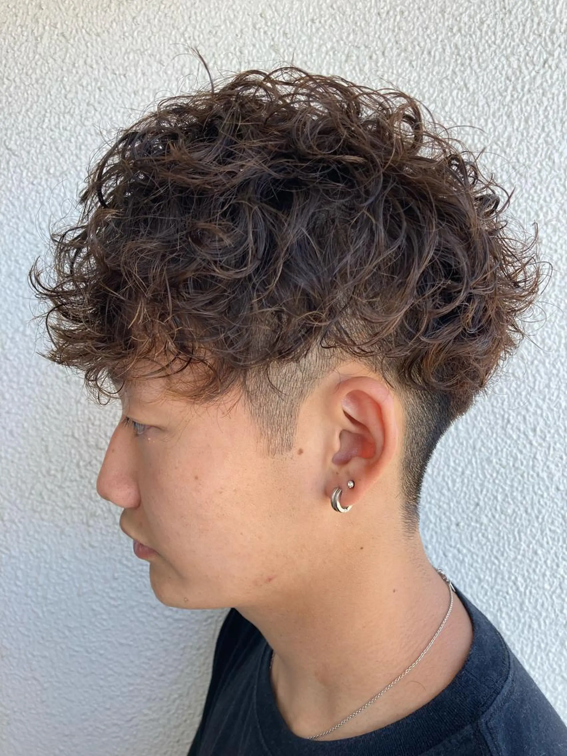ショート パーマ メンズ メンズブリーチ メンズパーマ 内村 純也のヘアスタイル