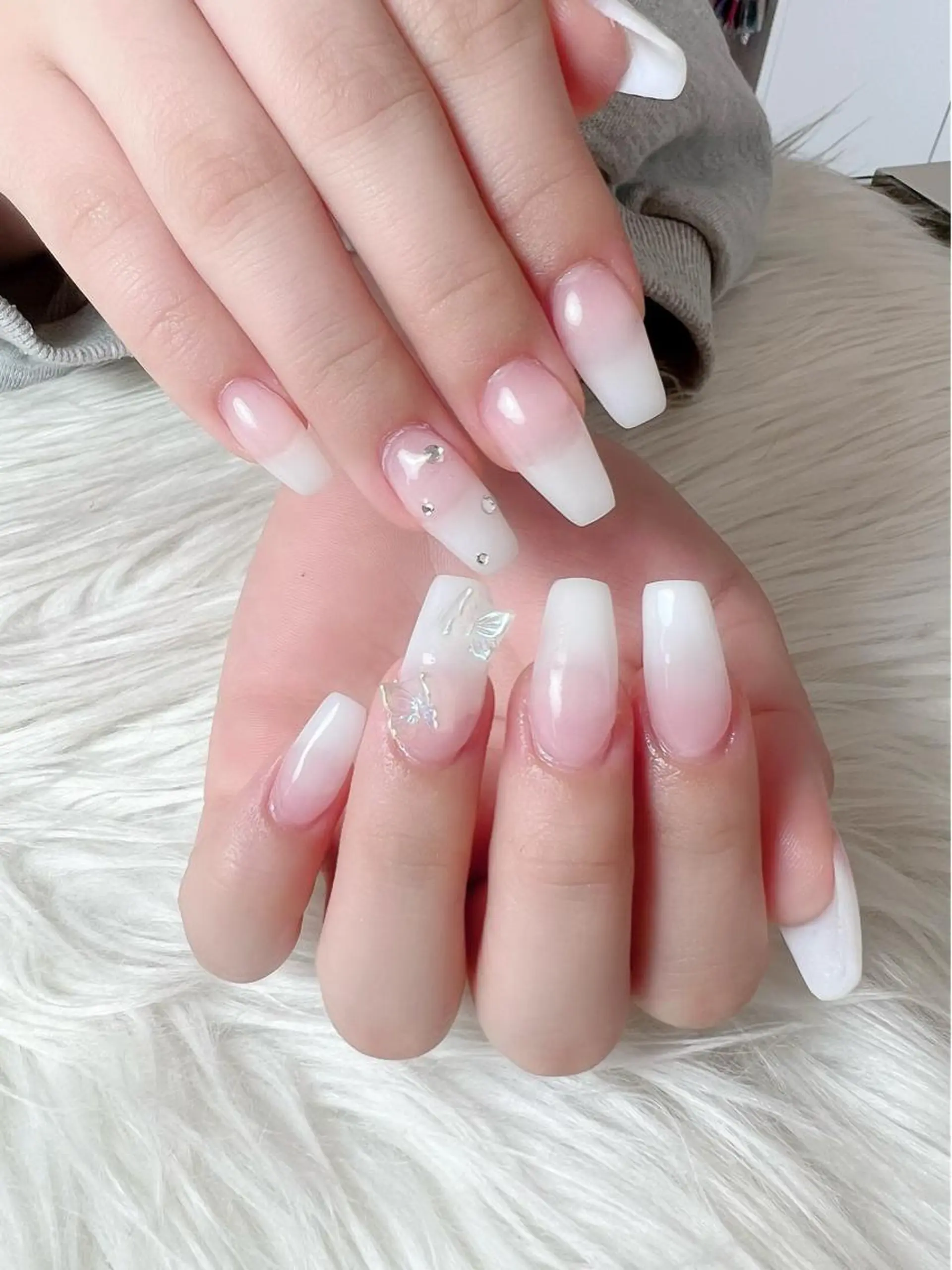 ネイル グラデーション スカルプネイル スクエアネイル シェヌネイル JURAのネイルデザイン