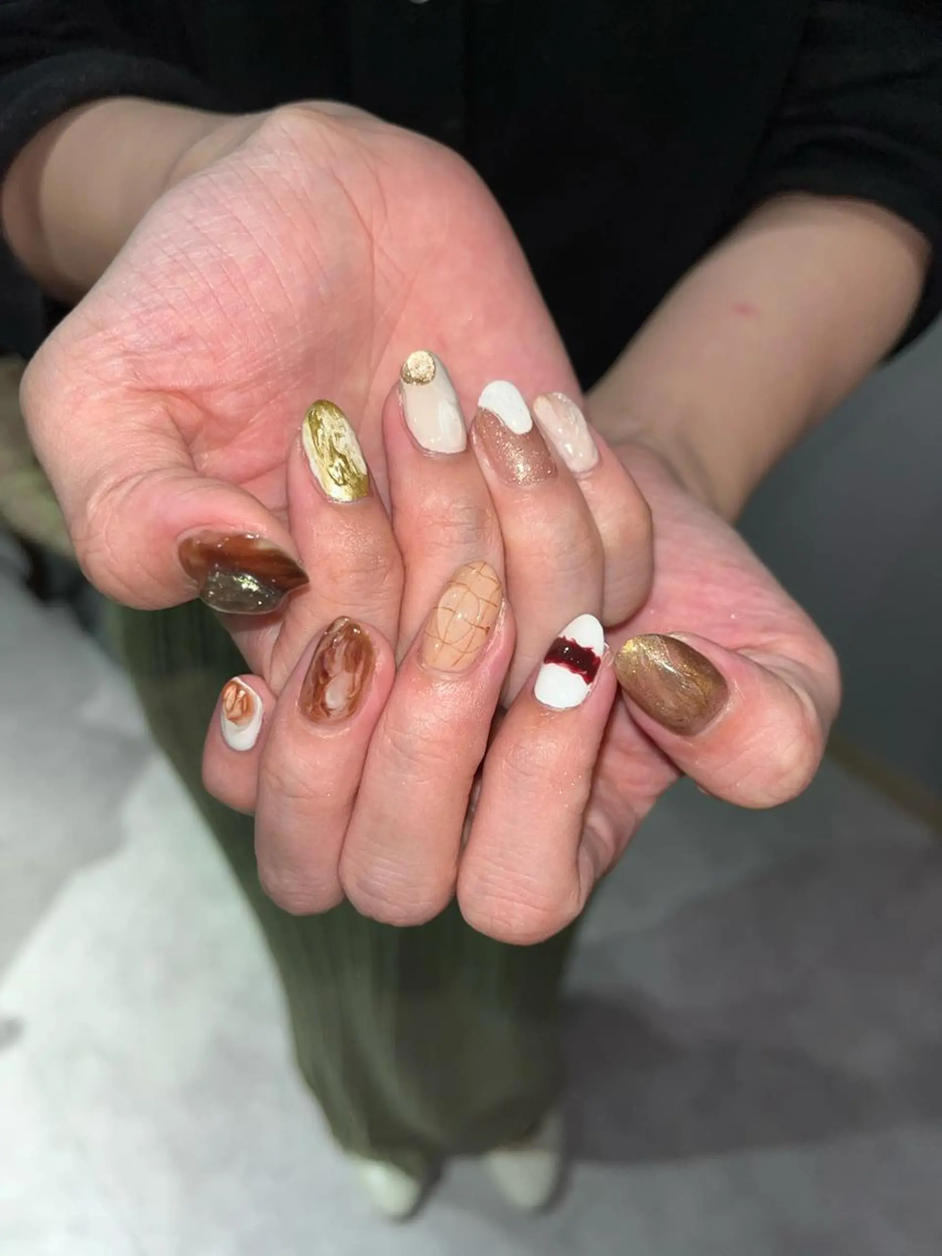 ネイル 🪐富島彩夏 /海外nail🪐のネイルデザイン