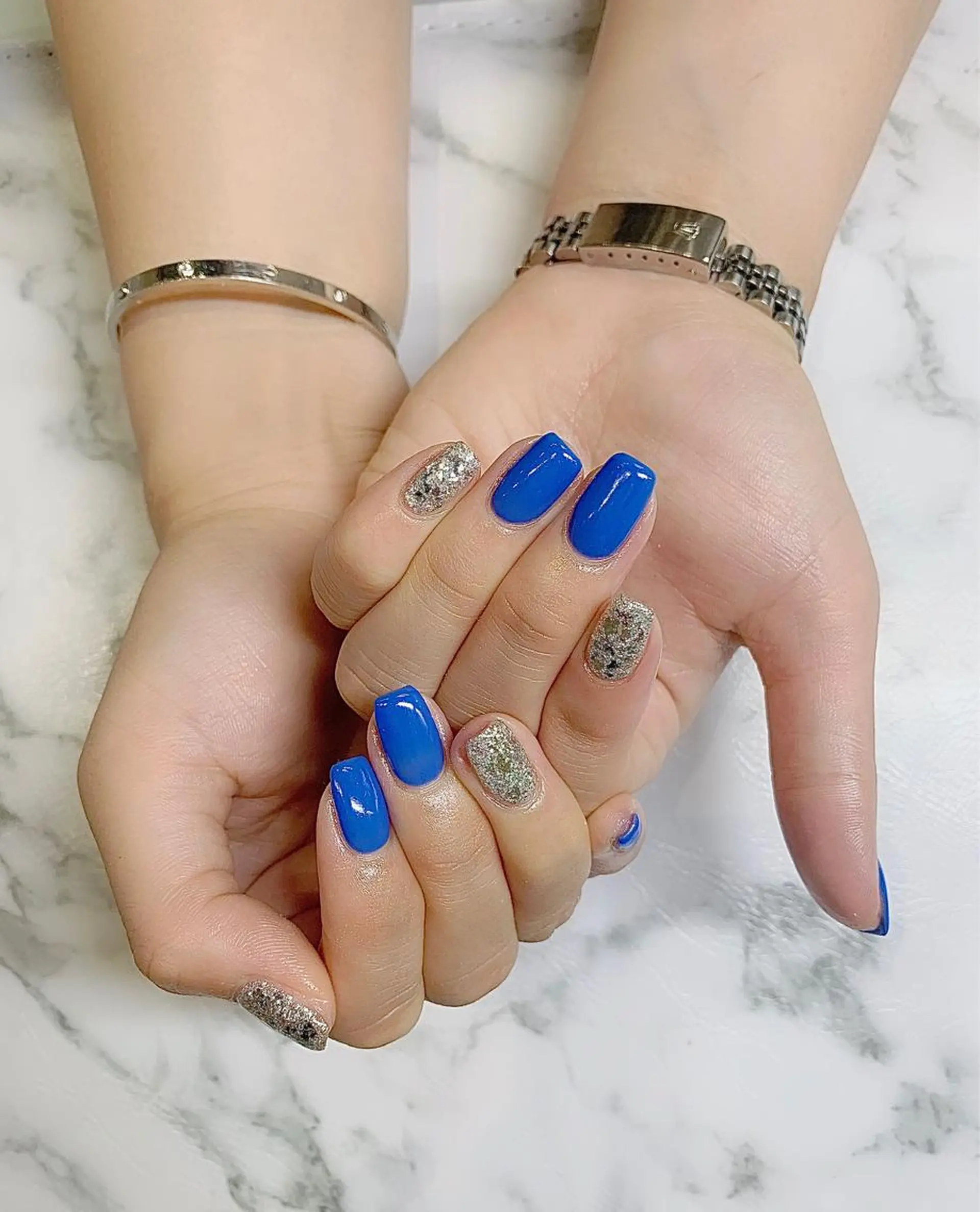 ネイル ブルー ジェルネイル ラメ(グリッター) ミラーネイル ワンカラーネイル FAB Tokyo所属・FAB Tokyoのエステ・リラクイメージ