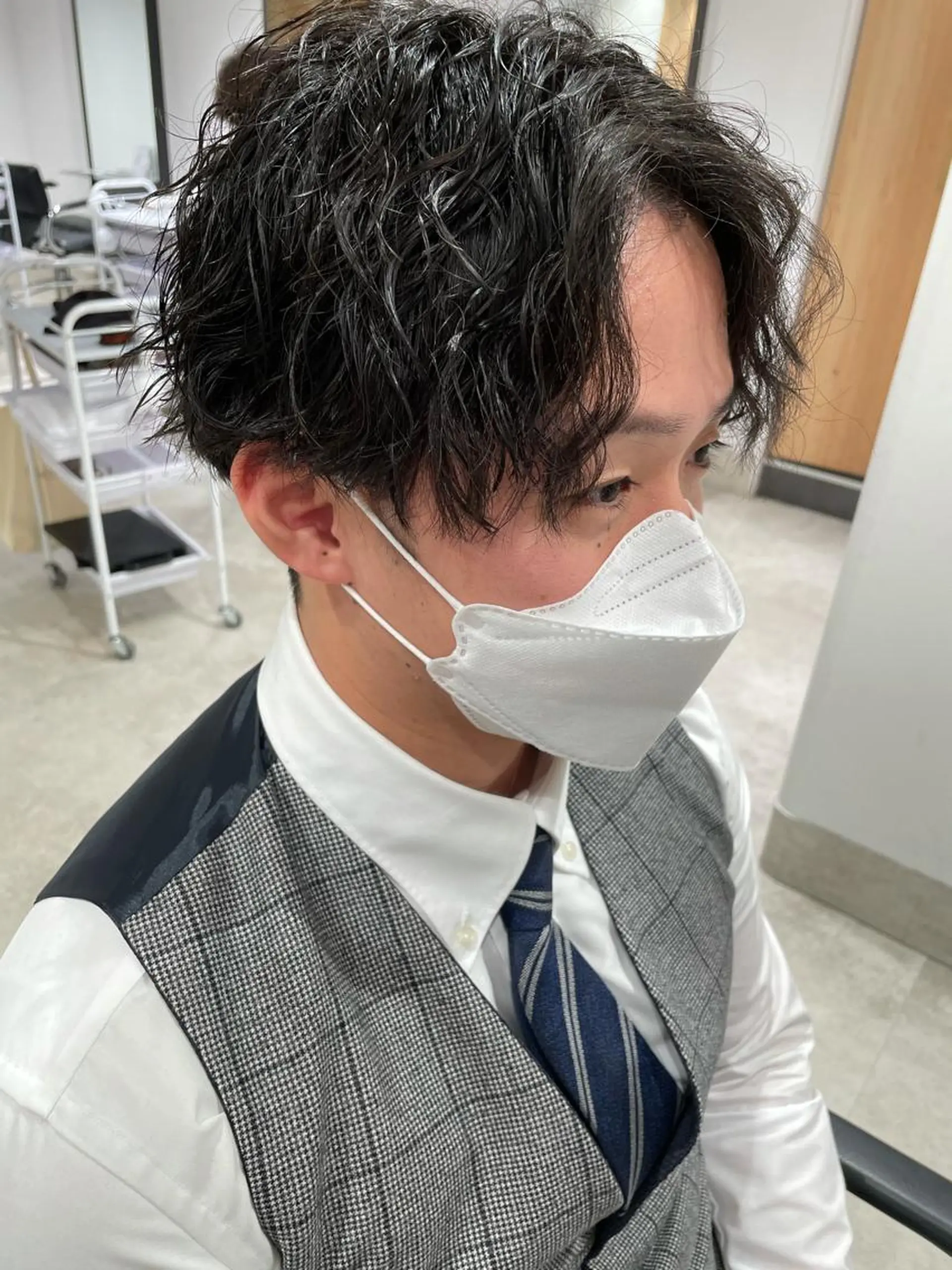 ショート カラー パーマ ヘアアレンジ メンズ パーソナルカラー合わ せたカラー🤍なつみのヘアスタイル