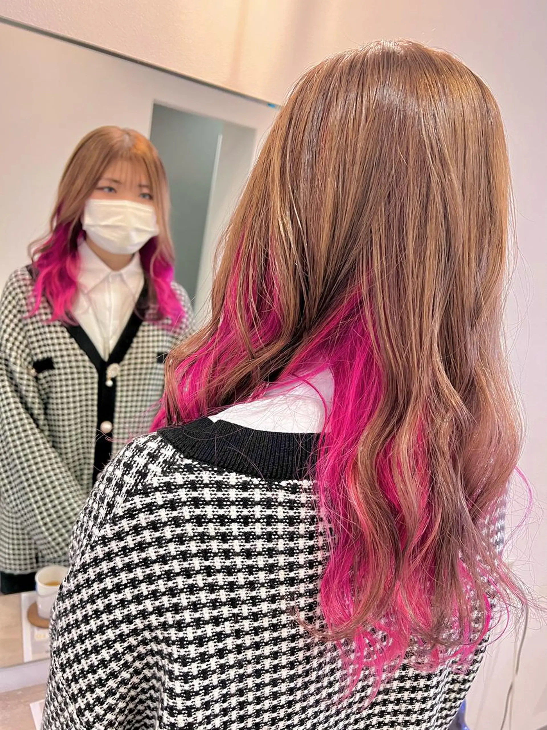 ミディアム 縮毛矯正 カット ヘアカラー トリートメント ブリーチ毛に縮毛矯正 ✨カラー✨山田 正幸のヘアスタイル