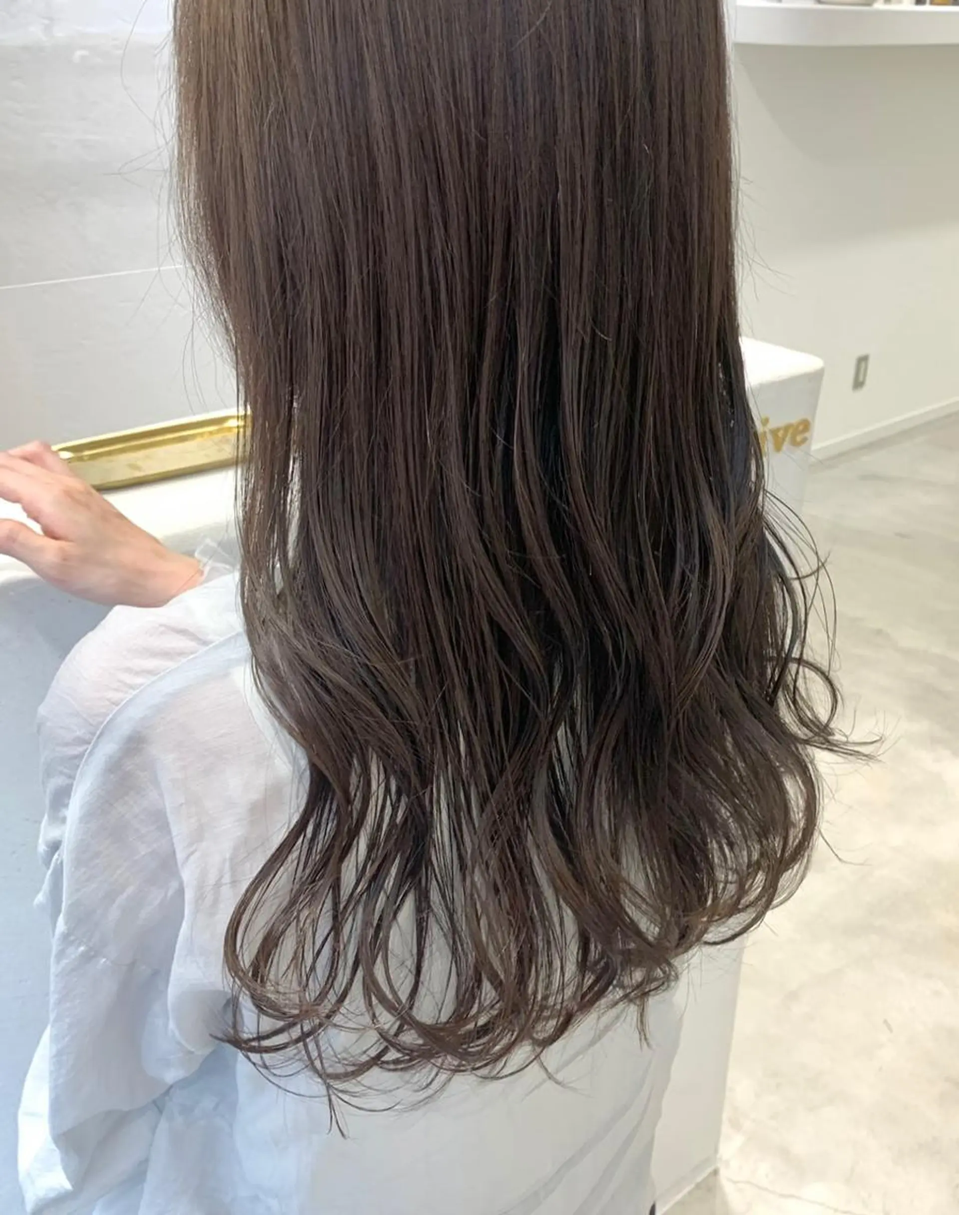 ロング カラー ブリーチ グレージュ ラベンダーカラー ラベンダーグレージュ ラベンダーグレー カット ヘアカラー トリートメント ボブ/美髪矯正 /佐藤　奈巳のヘアスタイル