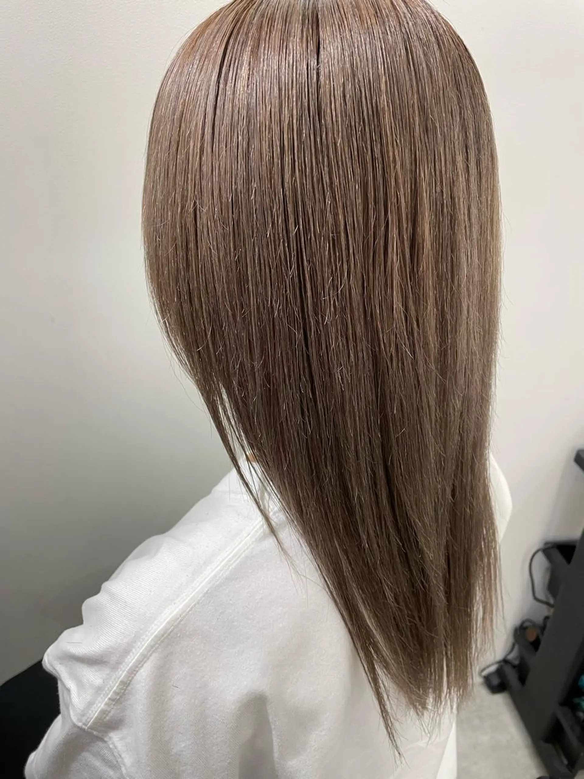 ロング カラー グレージュ fifth おのでら ようのヘアスタイル