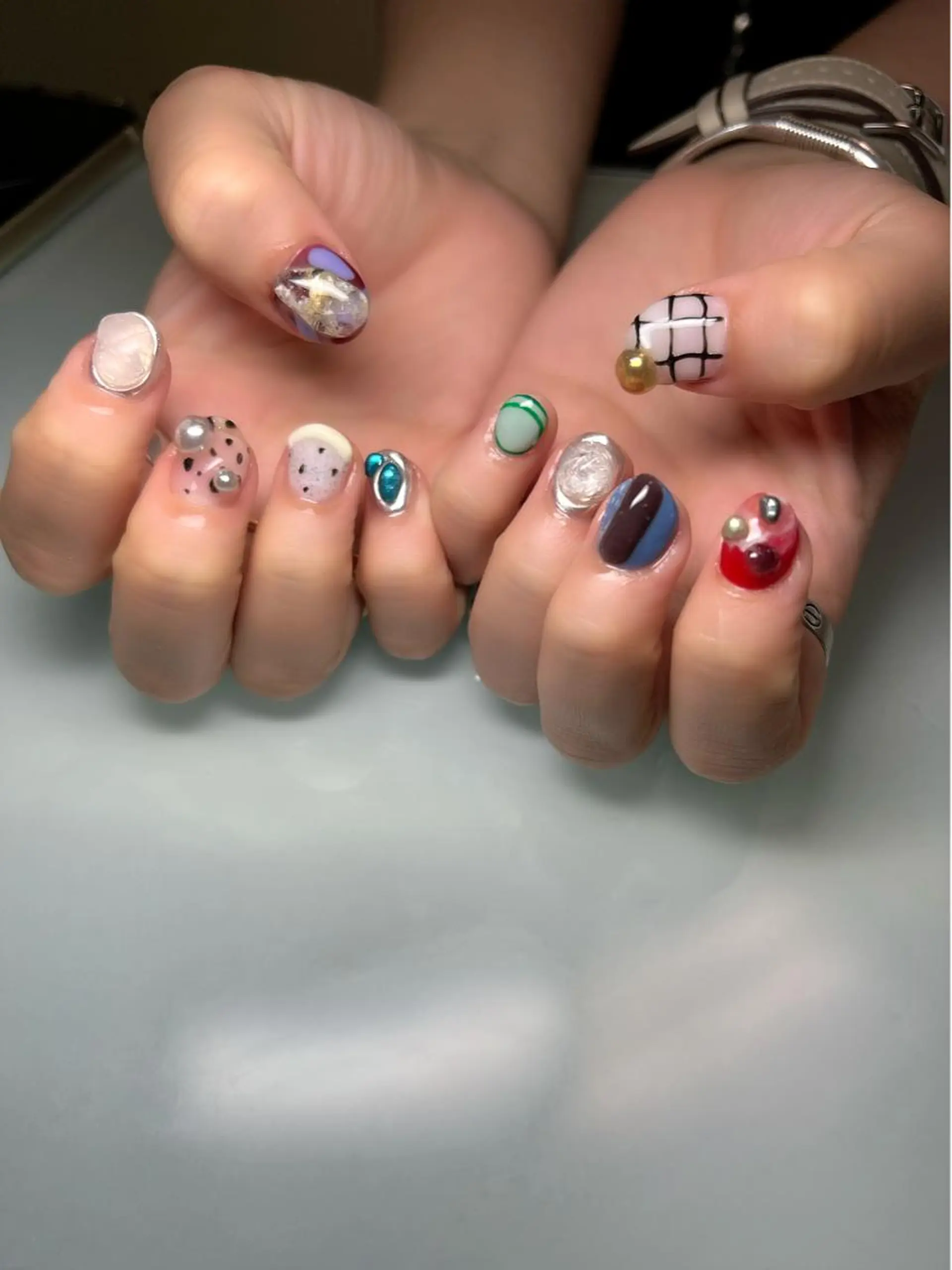 ネイル maison dari (ﾒｿﾞﾝ   ﾀﾞﾘ )所属・高橋 ユカのネイルデザイン