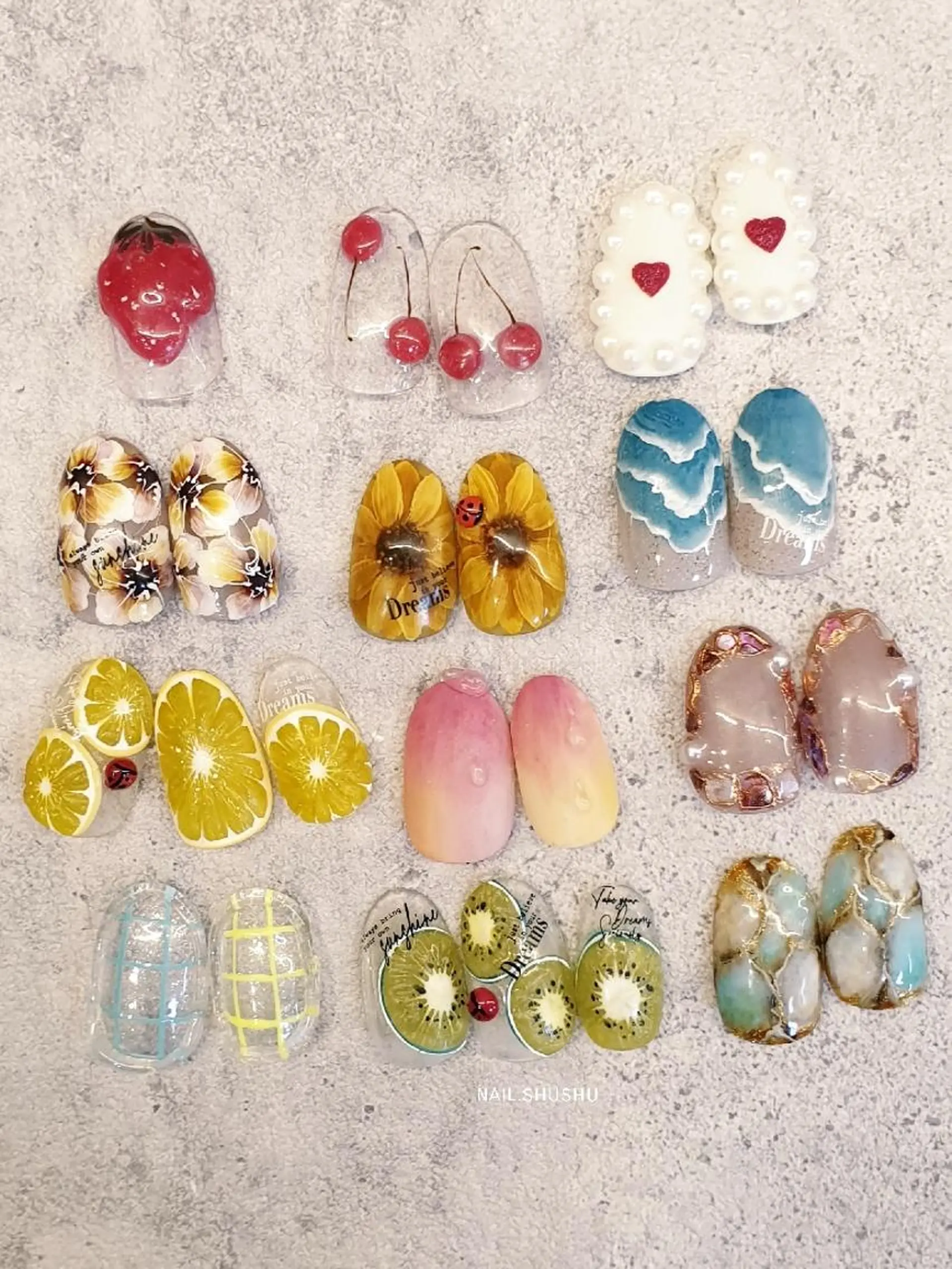 ネイル 韓国ネイル ニュアンスネイル シンプルネイル 夏ネイル 3dパーツ/流行り 👧shushu❤️のネイルデザイン