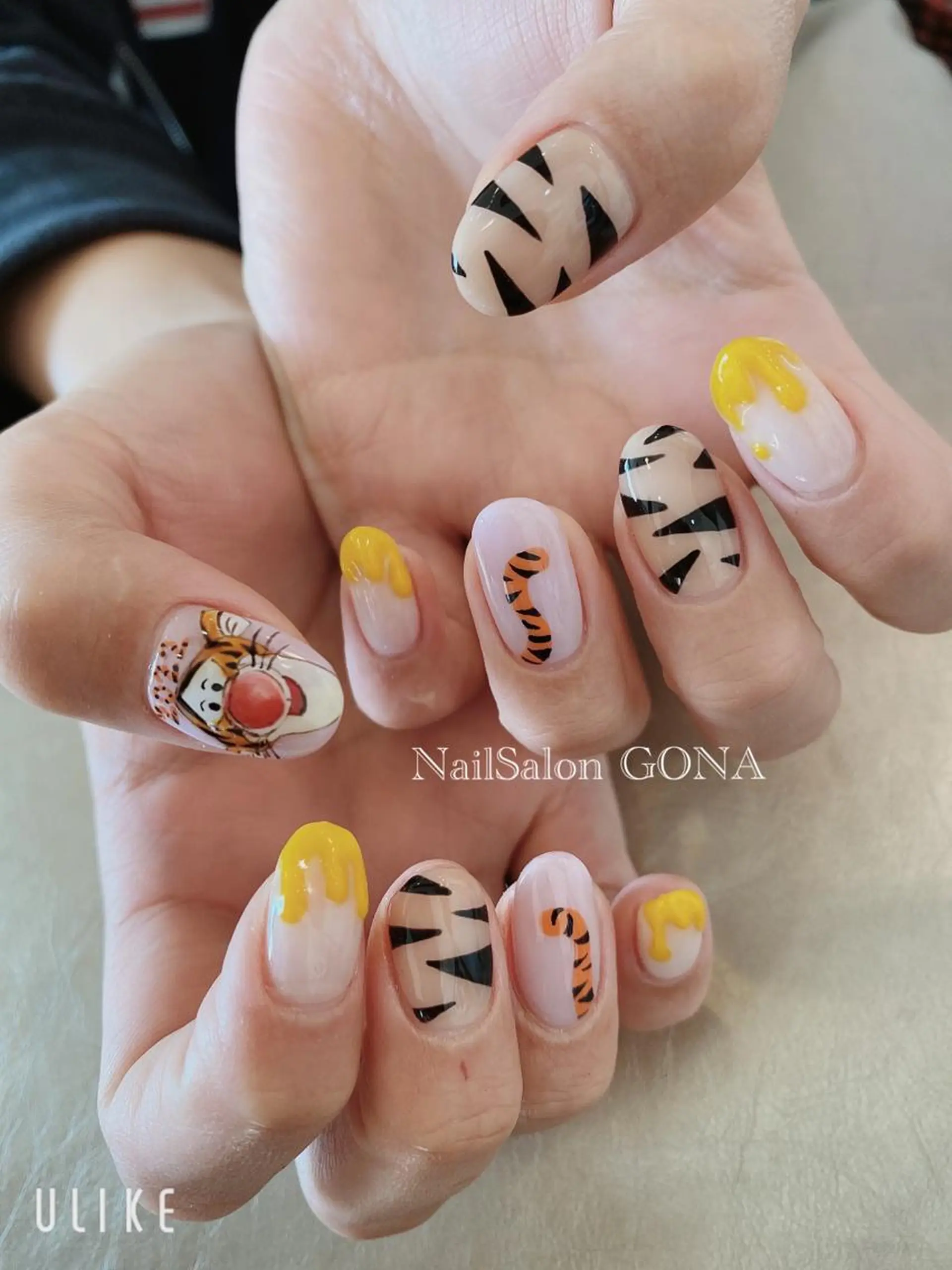 ネイル ハンドネイル ネイルサロン& スクールGONAのネイルデザイン